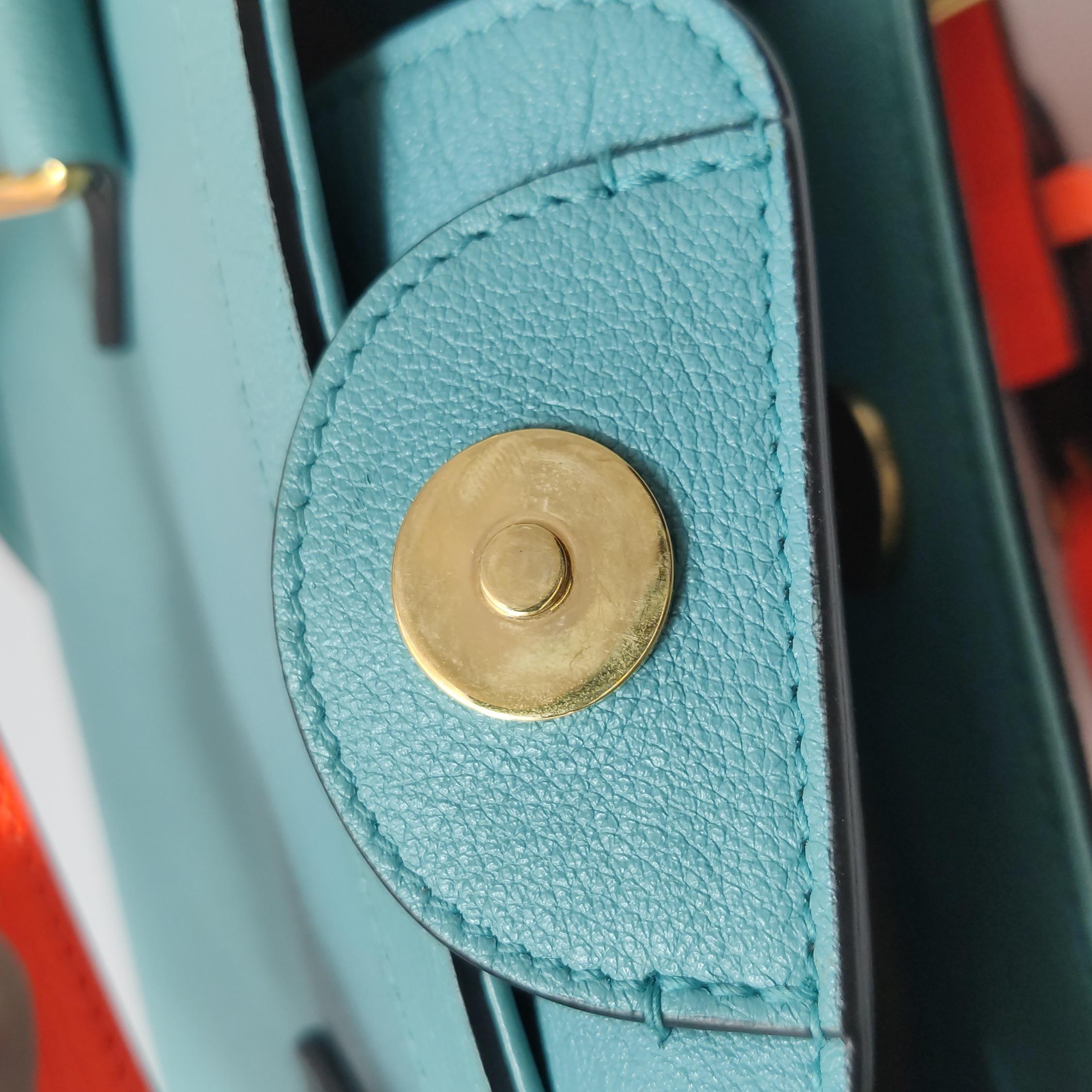 Gucci Diana Mini Blue Leather Bag Bamboo Handle with Strap For Sale 3