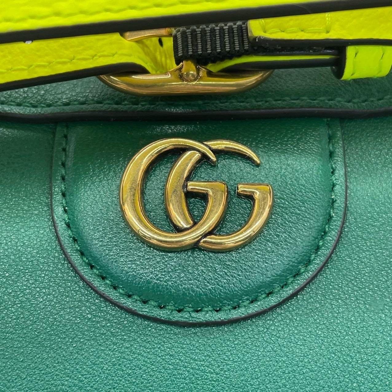 Gucci Diana Mini Bolso de Piel Verde Asa de Bambú con Correa en venta 9