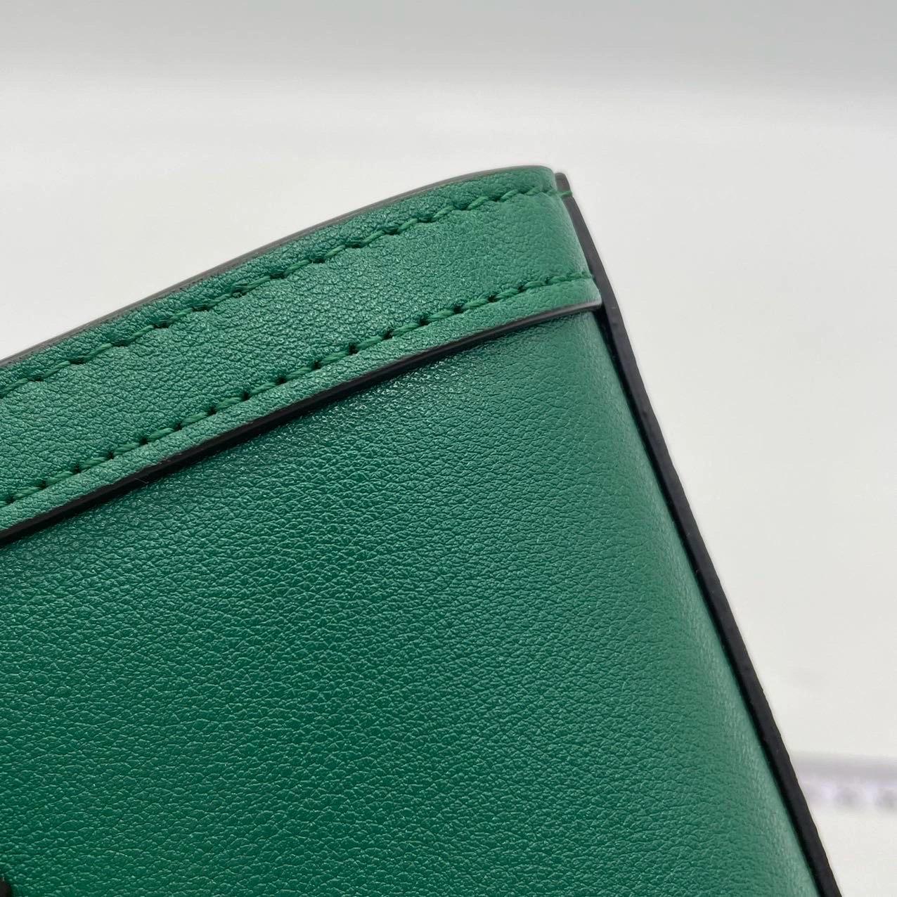 Gucci Diana Mini Bolso de Piel Verde Asa de Bambú con Correa en venta 13