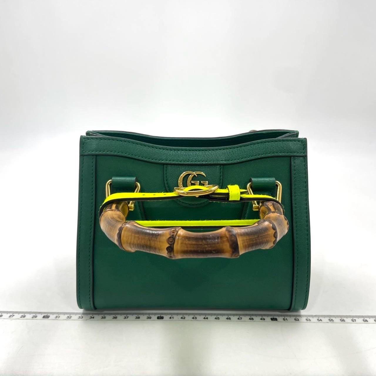 Black Gucci Diana Mini Green Leather Bag Bamboo Handle with Strap