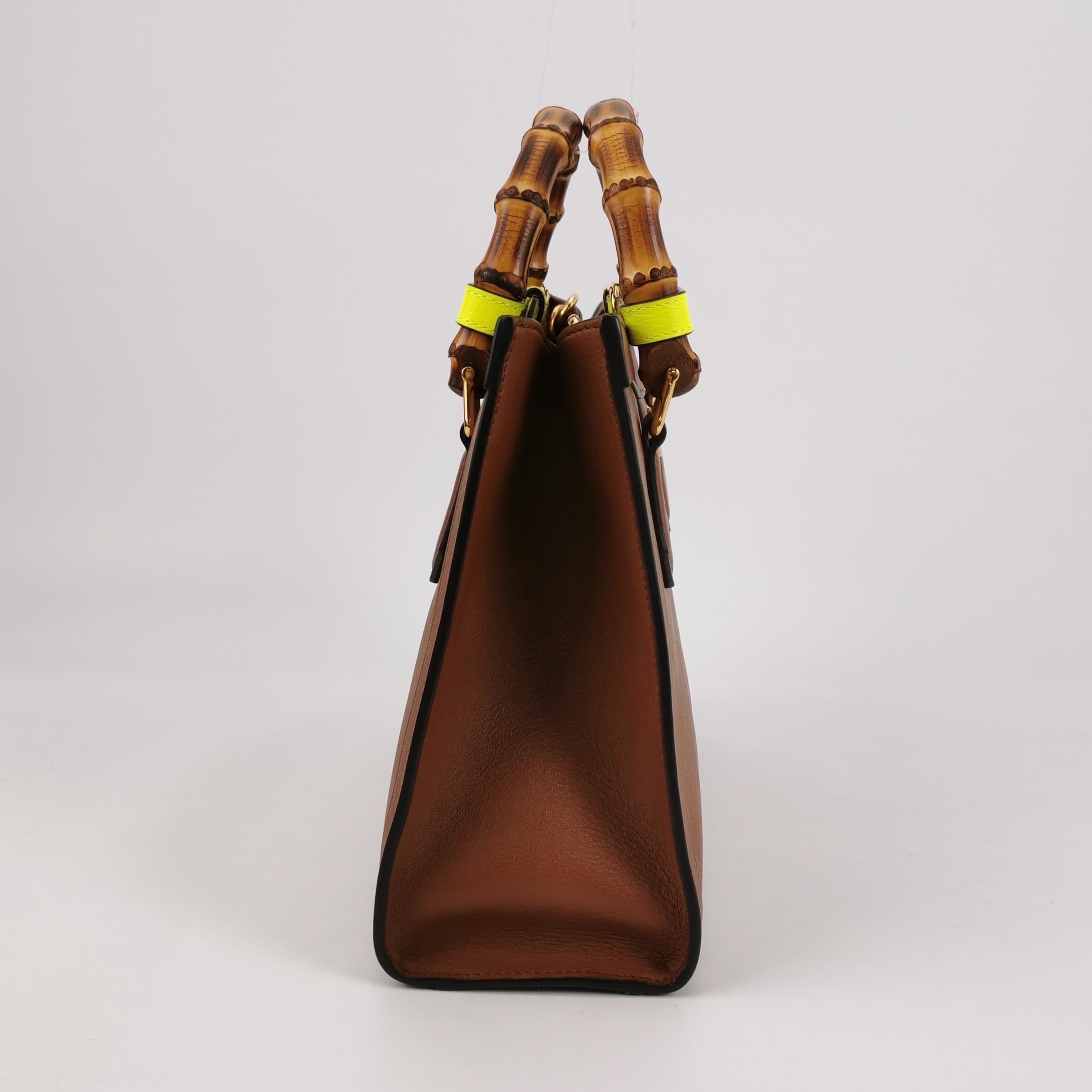 Gucci Diana Small Tan Brown Calfskin Leather Bamboo Top Handles Crossbody Bag For Sale 14