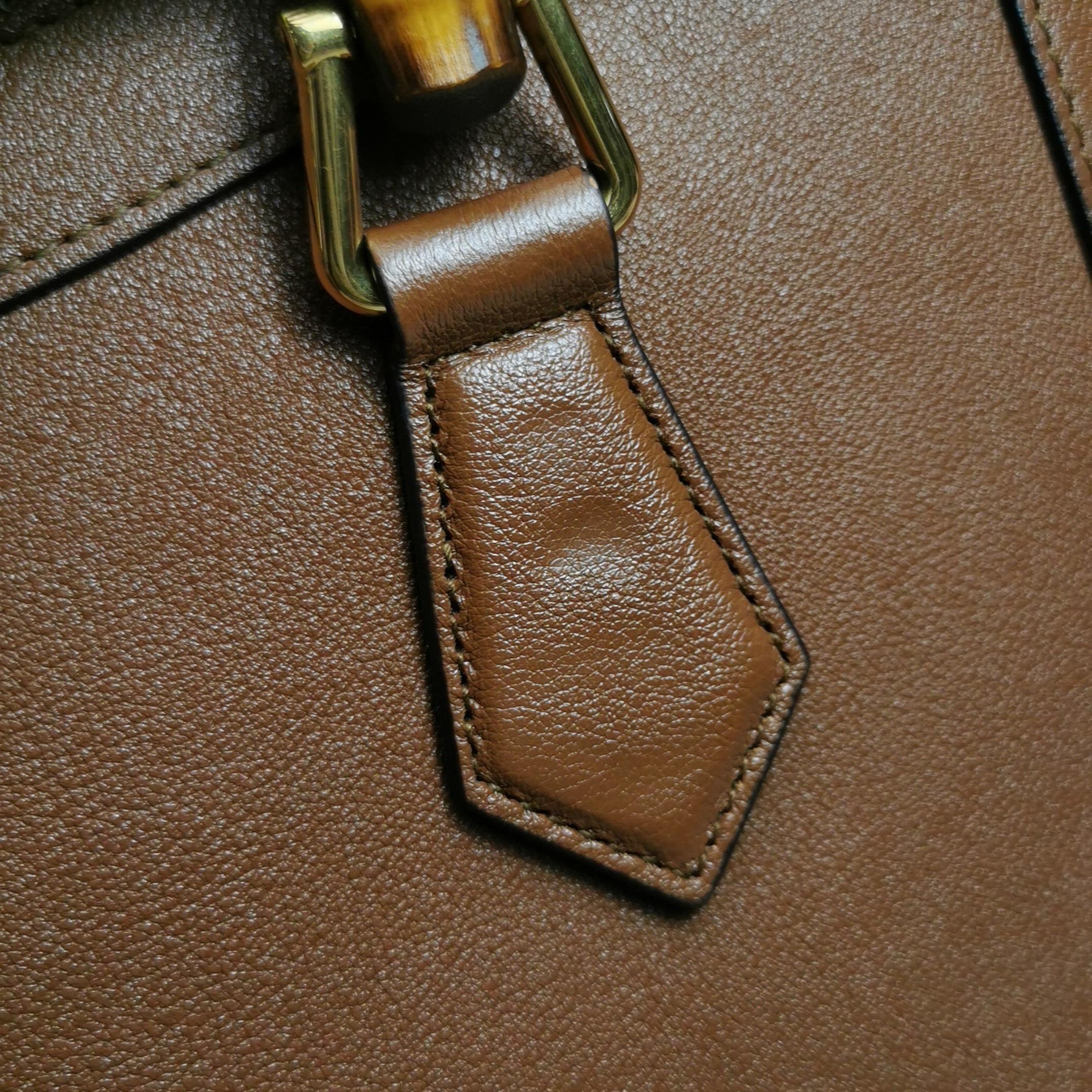 Gucci Diana Small Tan Brown Calfskin Leather Bamboo Top Handles Crossbody Bag For Sale 3