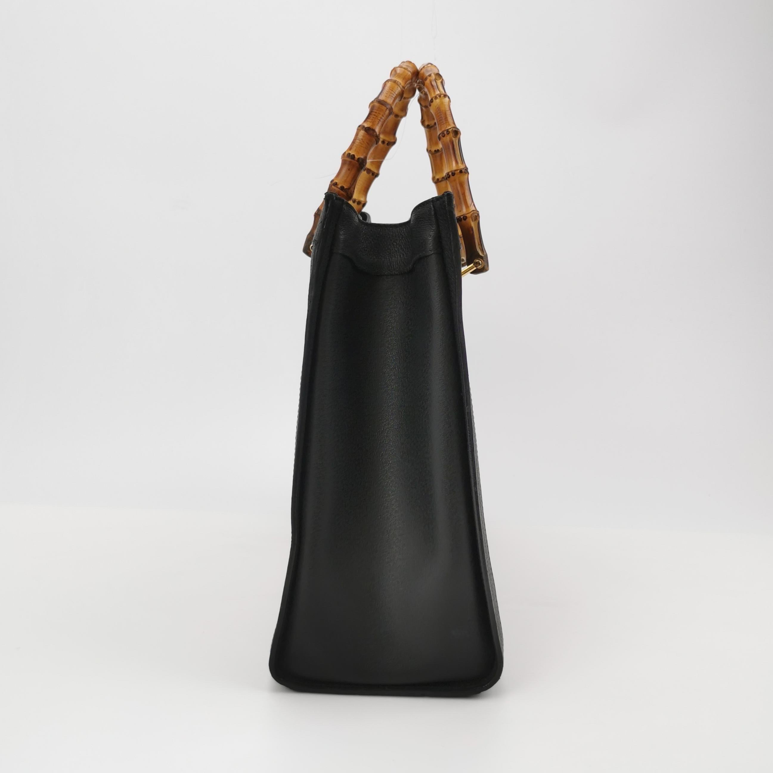 Women's Gucci Diana Vintage Large Black Leather Bamboo Top Handles Tote For Sale