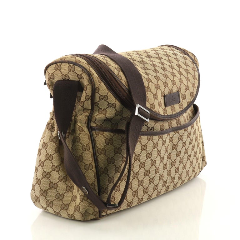 Gucci Diaper Crossbody Bag GG Canvas For Sale at 1stdibs