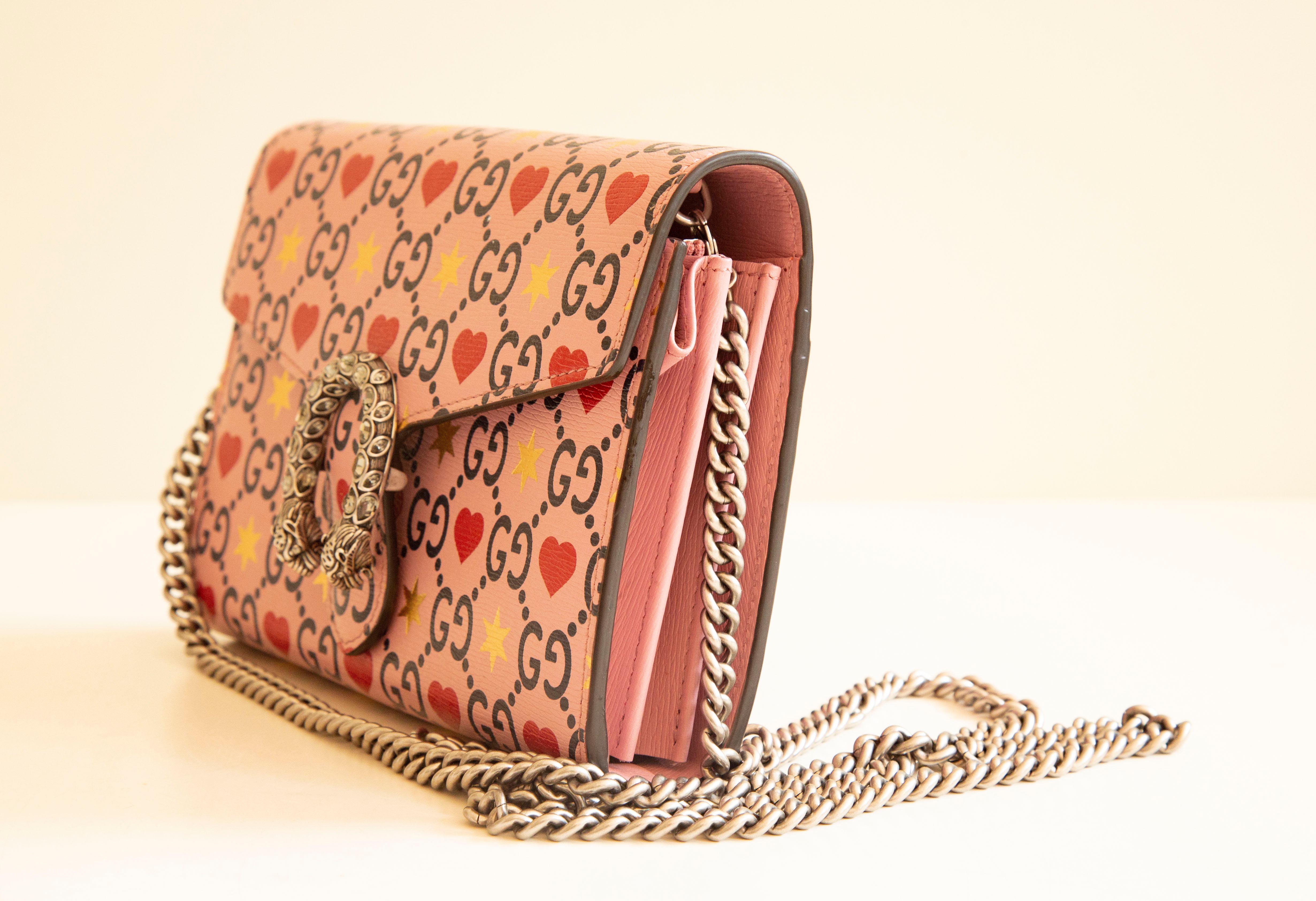 Gucci Dionizus Crossbody Bag Limited Edition Gucci Valentine's Day en vente 1