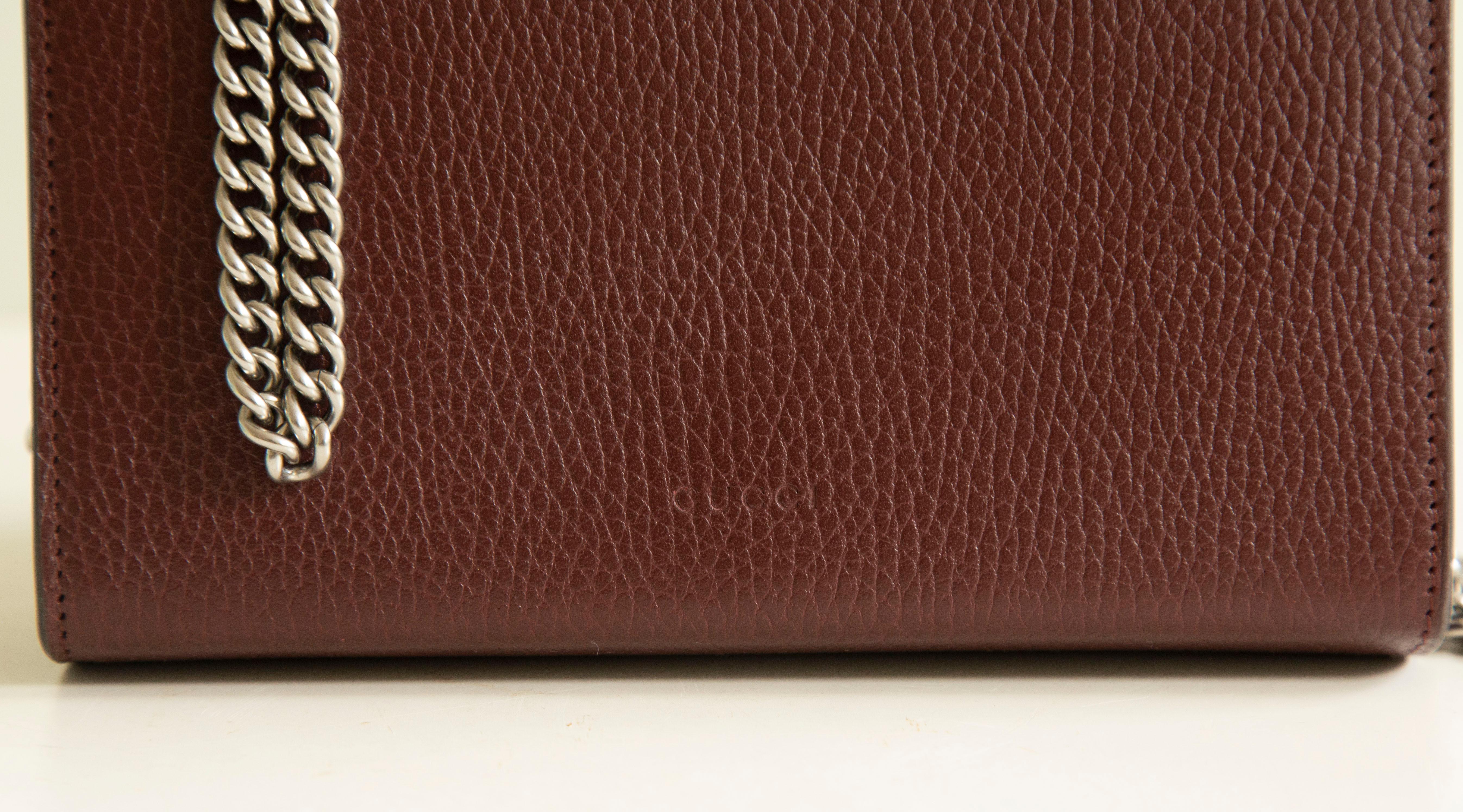 Gucci Dionysus Kette Brieftasche Crossbody Tasche Burgunderfarbene Ledertasche im Zustand „Hervorragend“ im Angebot in Arnhem, NL