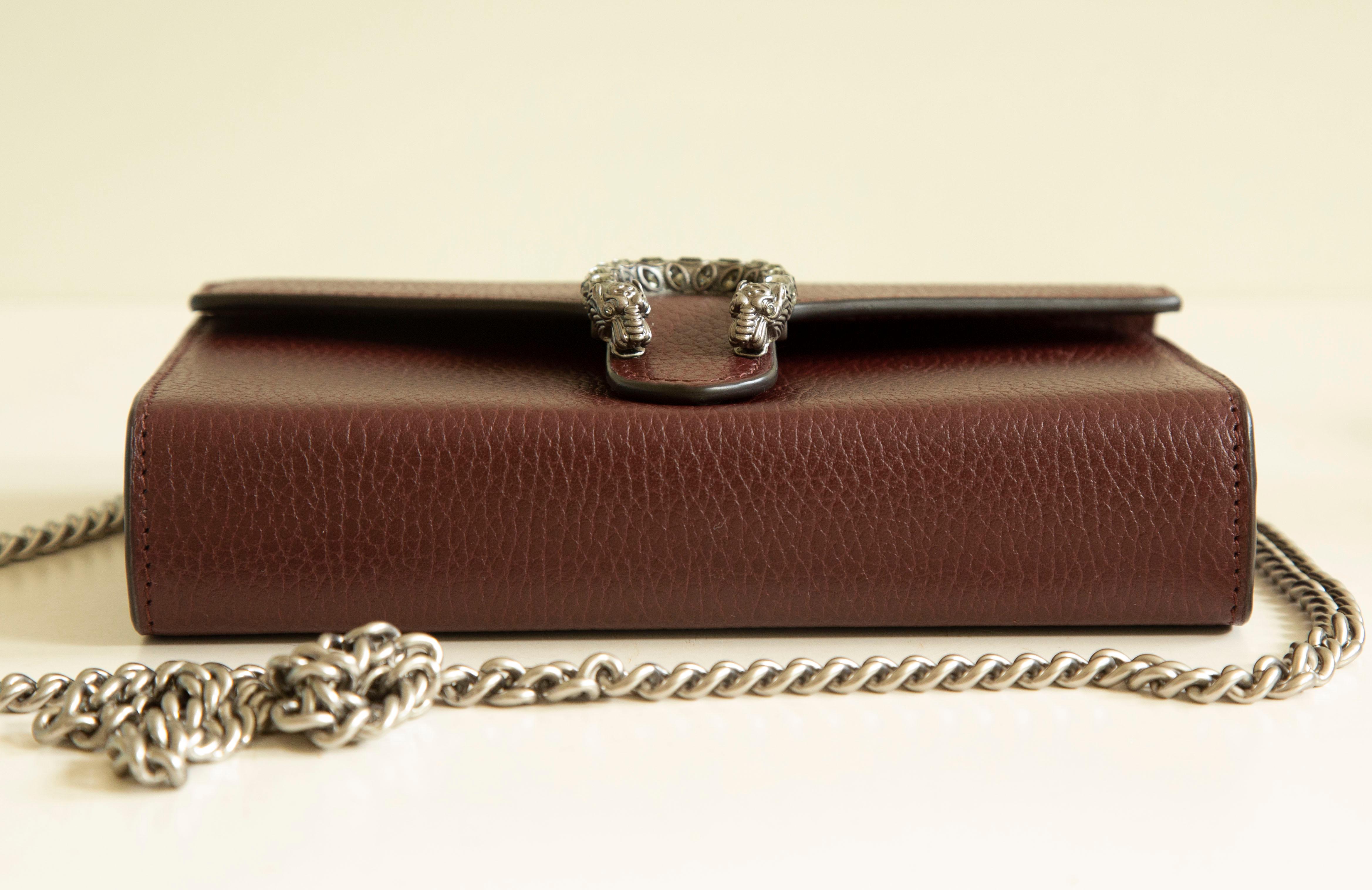 Gucci Dionysus Chain Wallet Crossbody Bag Burgundy Leather In Excellent Condition For Sale In Arnhem, NL