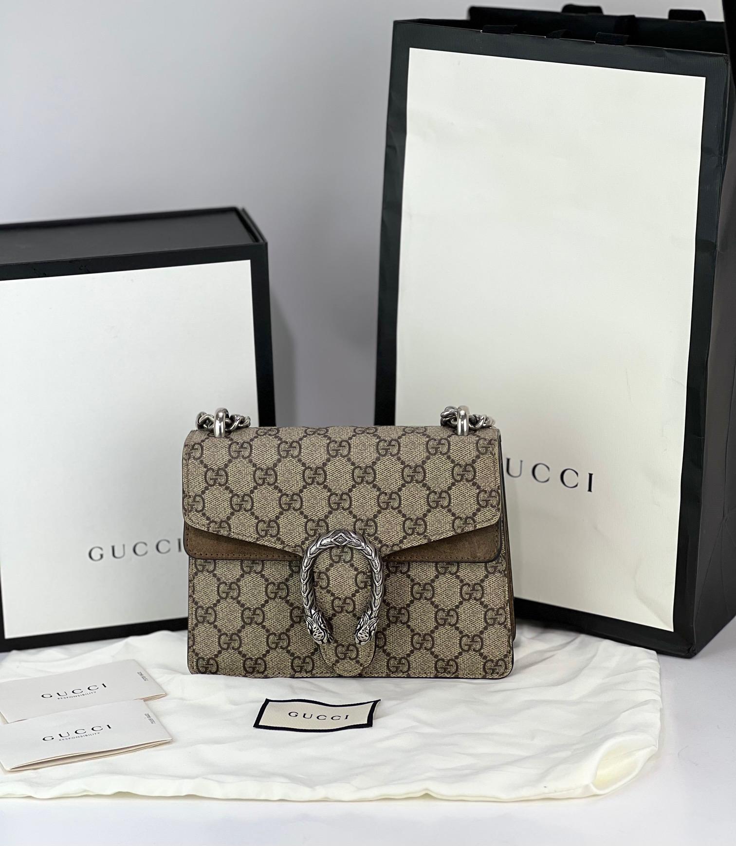GUCCI Dionysus GG Supreme Beige Mini Bag   In Good Condition In Freehold, NJ