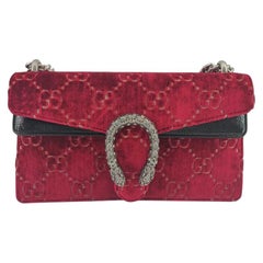 GUCCI Dionysus Shoulder bag in Red Velvet