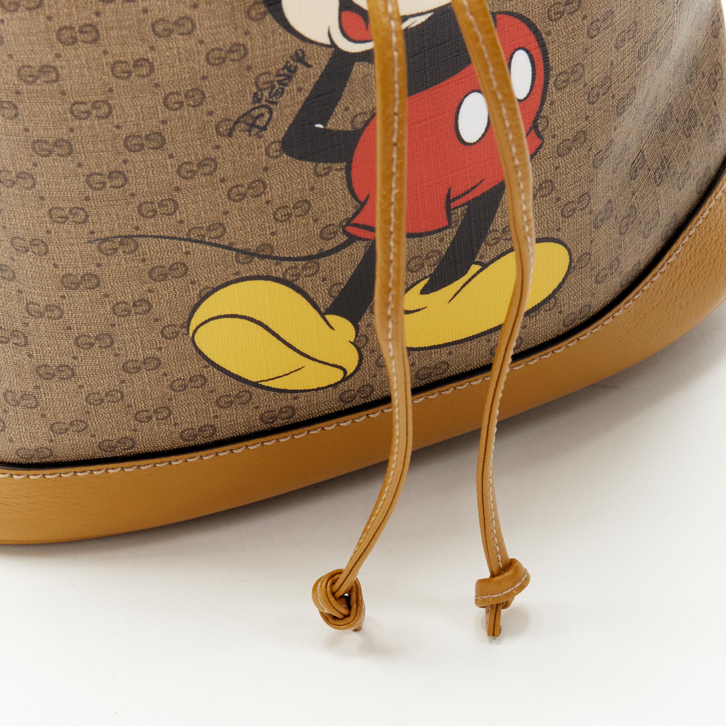 GUCCI DISNEY Candy GG Micky Mouse brown leather trim bucket bag In Excellent Condition For Sale In Hong Kong, NT