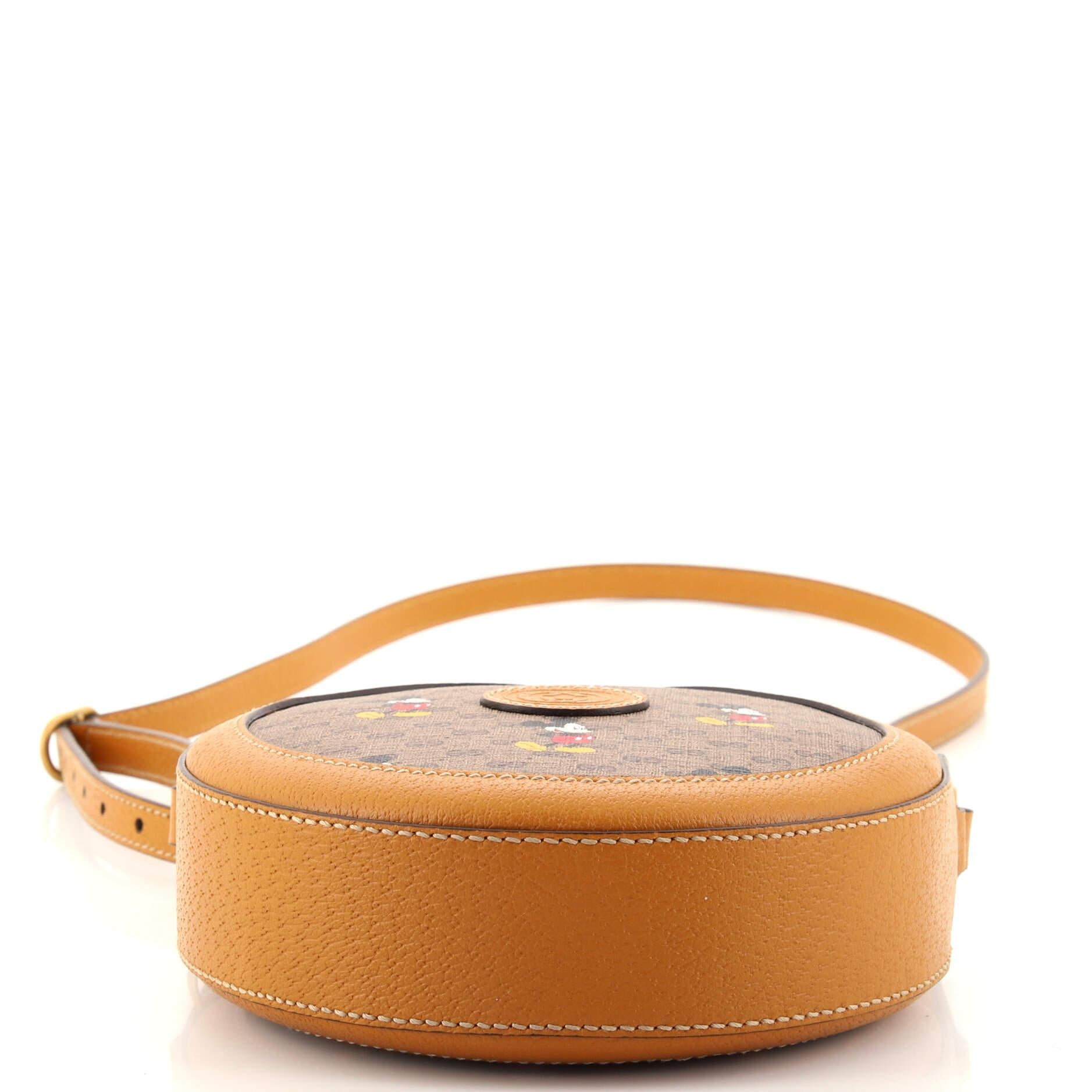 gucci round purse