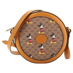 Mini sac à bandoulière Gucci Disney Mickey Mouse rond imprimé en toile enduite GG