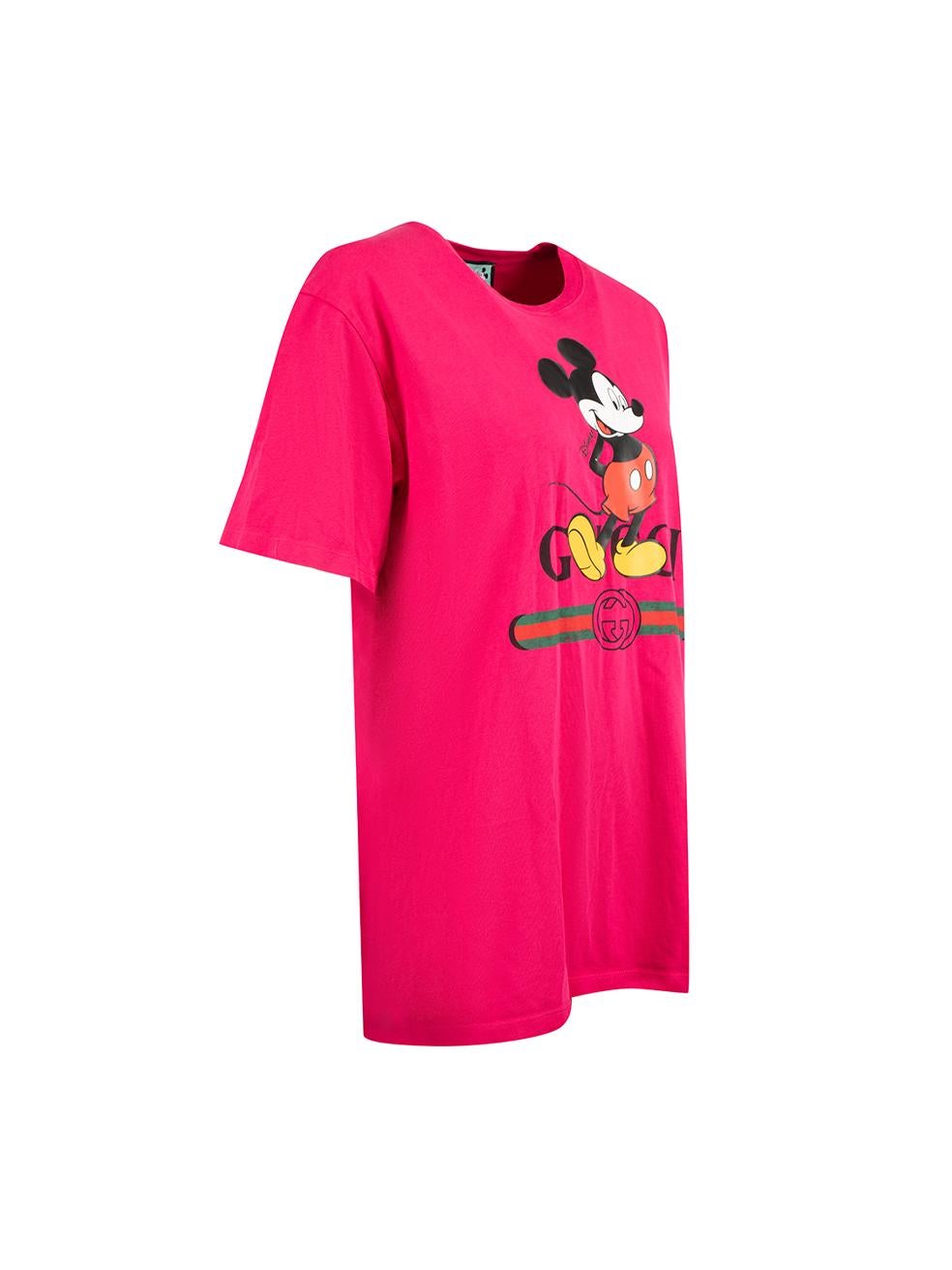 CONDITION is Very good. Minimal wear to t-shirt is evident. Minimal cracking to graphic on this used Disney x Gucci designer resale item.

Details
Disney x Gucci
Hot pink
Cotton
T-shirt
Oversized fit
Mickey mouse print
Round neckline
Made in Italy