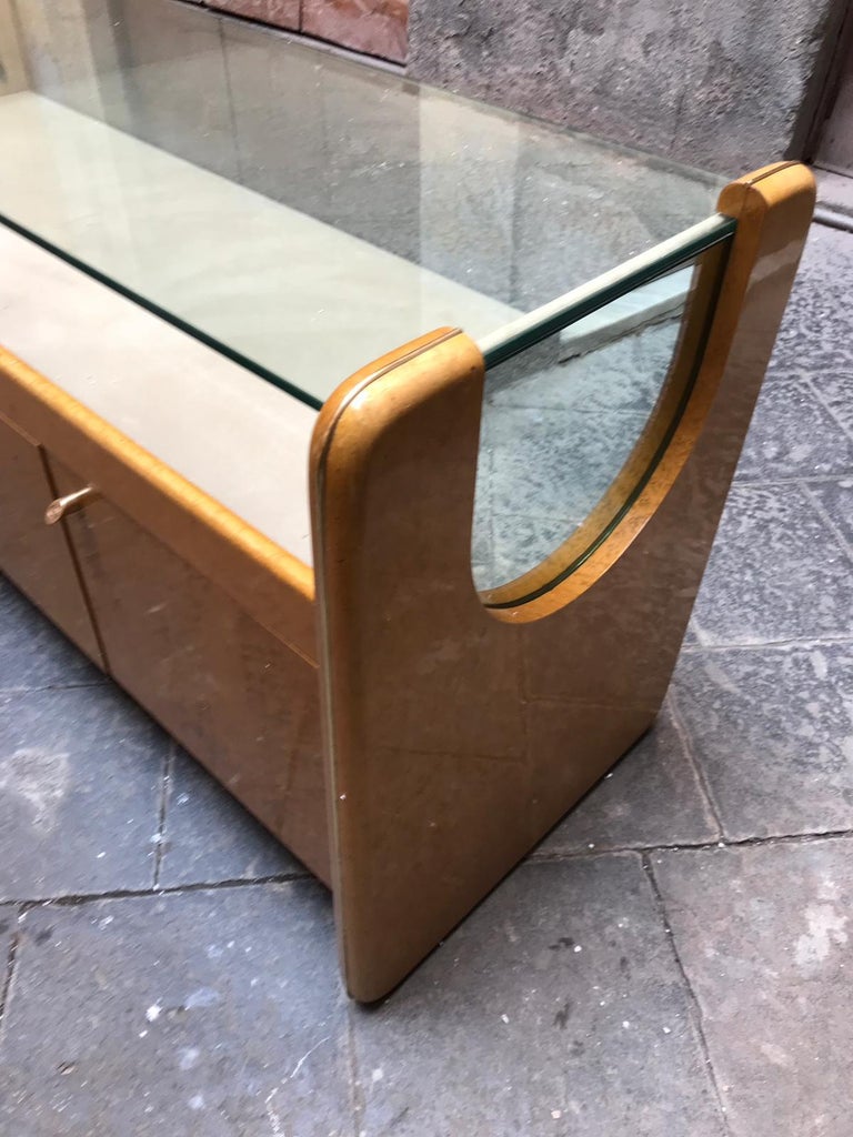 Gucci Display Case at 1stDibs gucci display