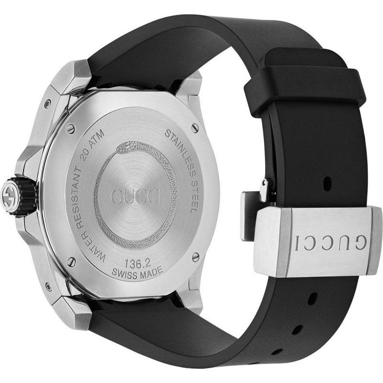 Reloj Gucci Dive de acero inoxidable para hombre YA136217 en venta