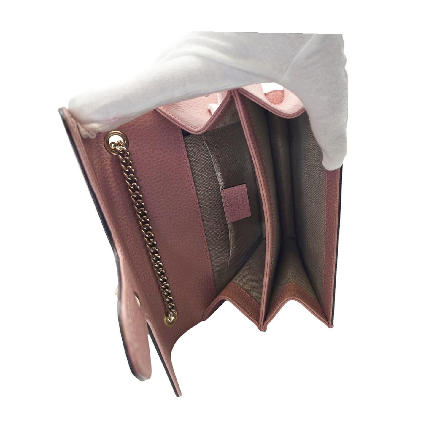Gucci Dollar Calfskin Interlocking G Petit sac à bandoulière Pour femmes en vente