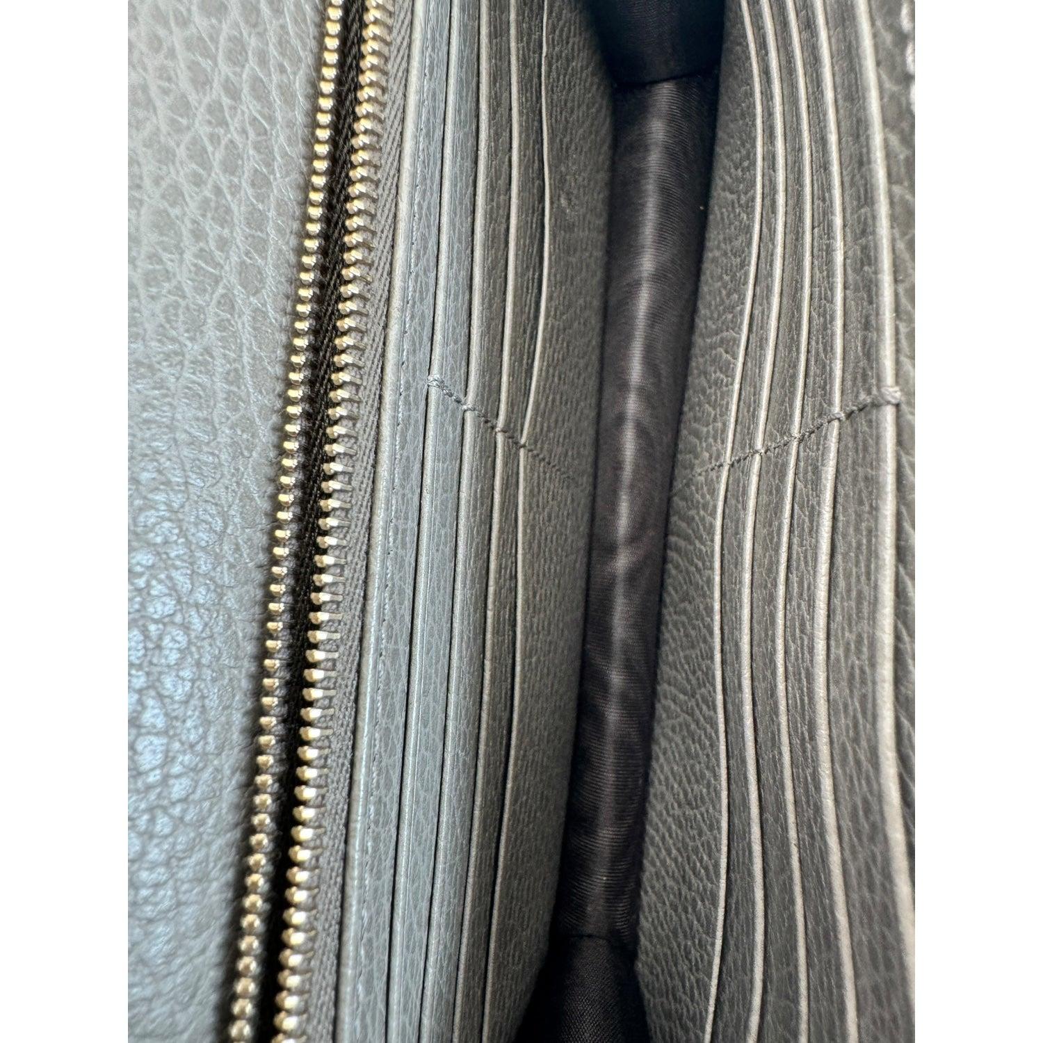 Gucci Dollar Calfskin Interlocking G Wallet on Chain For Sale 1