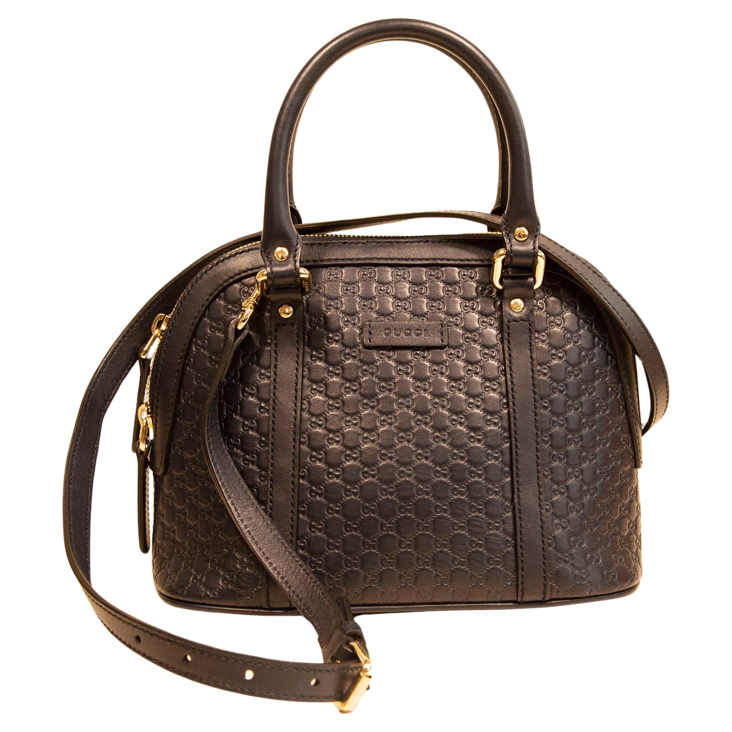 Gucci Dome Crossbody Bag Top Handle Bag in Marineblau GG Geprägtes Leder   im Angebot
