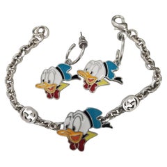 Gucci Pato Donald Pendiente de esmalte