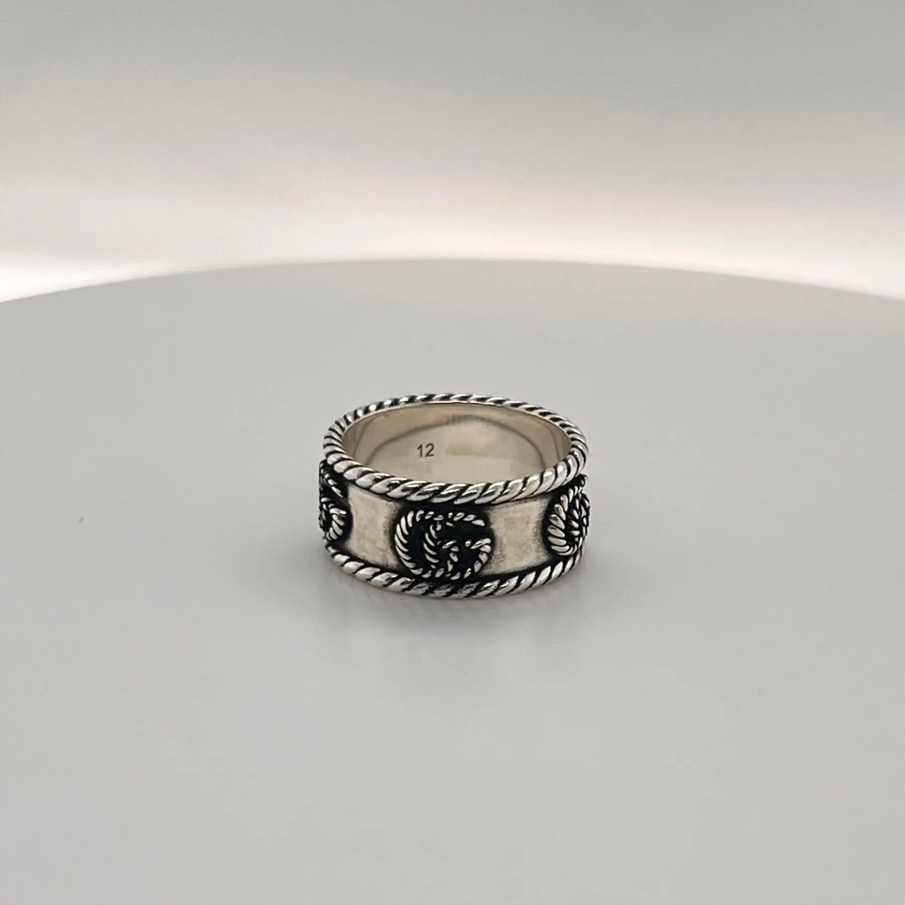 Gucci Double G-Ring 925, Sterlingsilber, gealterte Oberfläche, Größe 12 US 6 für Damen oder Herren im Angebot