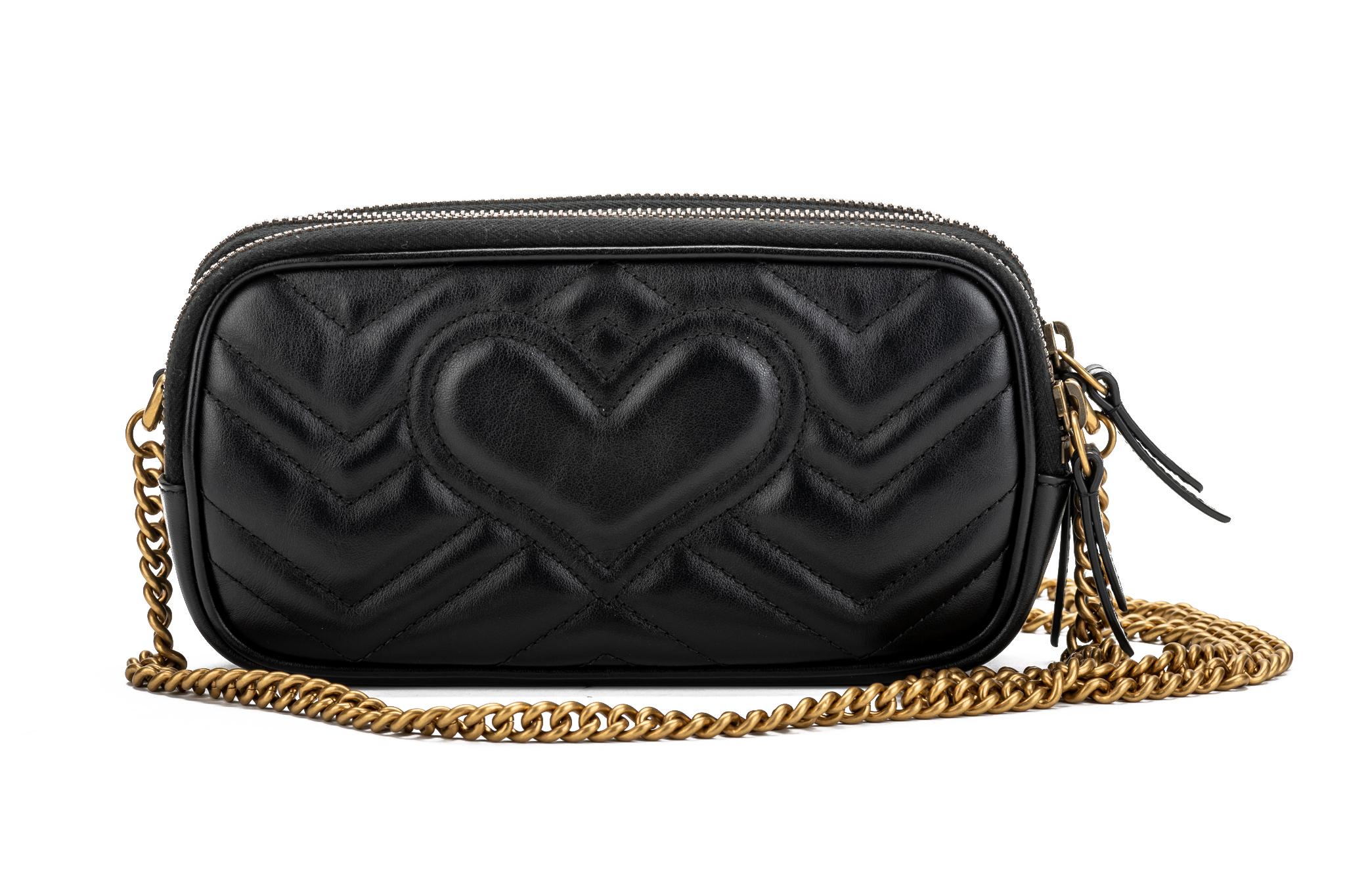 Gucci Double Zipper Black GG Cross Body Bag In Excellent Condition In West Hollywood, CA