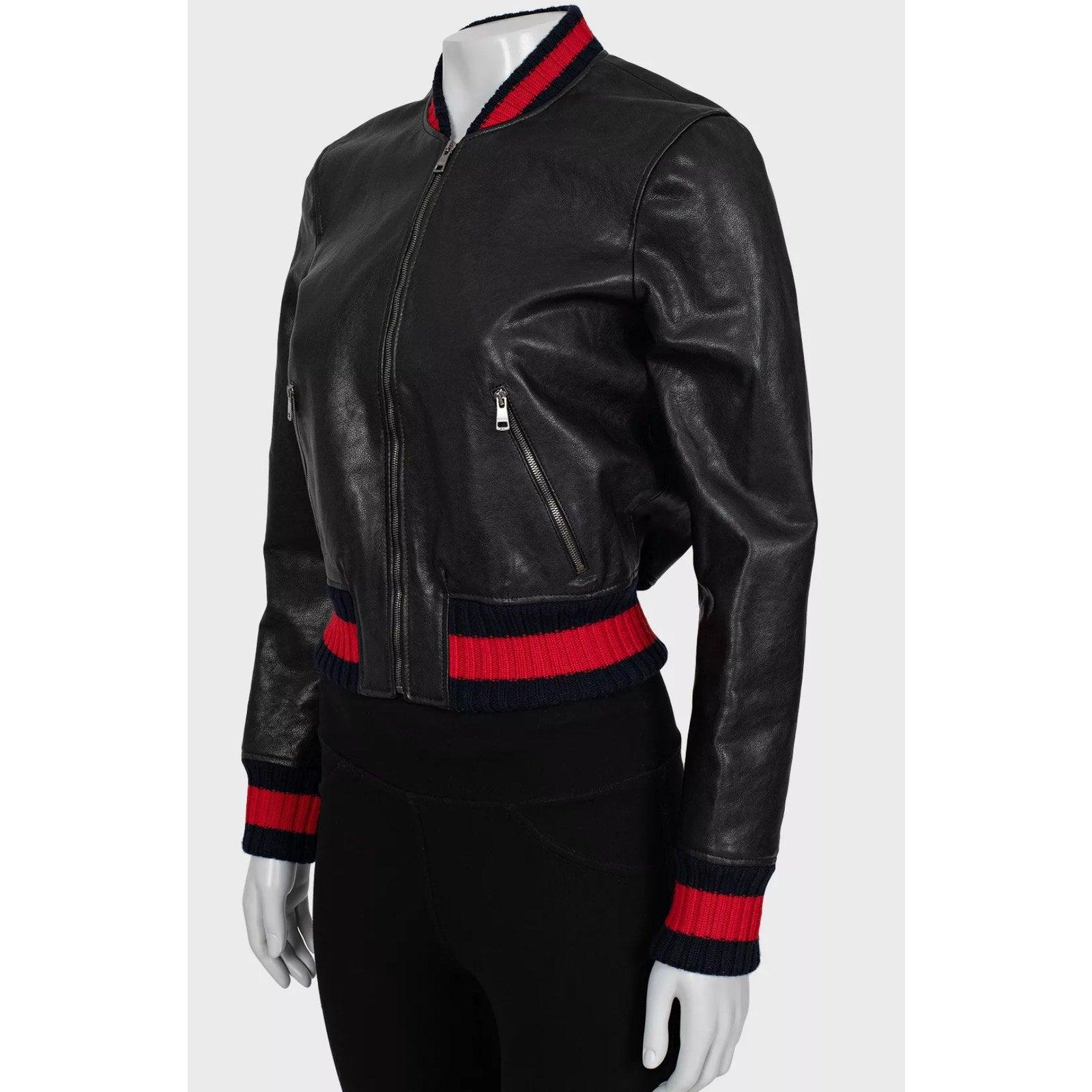 Nero Bomber in pelle con ricamo a forma di libellula di Gucci - IT40/S in vendita