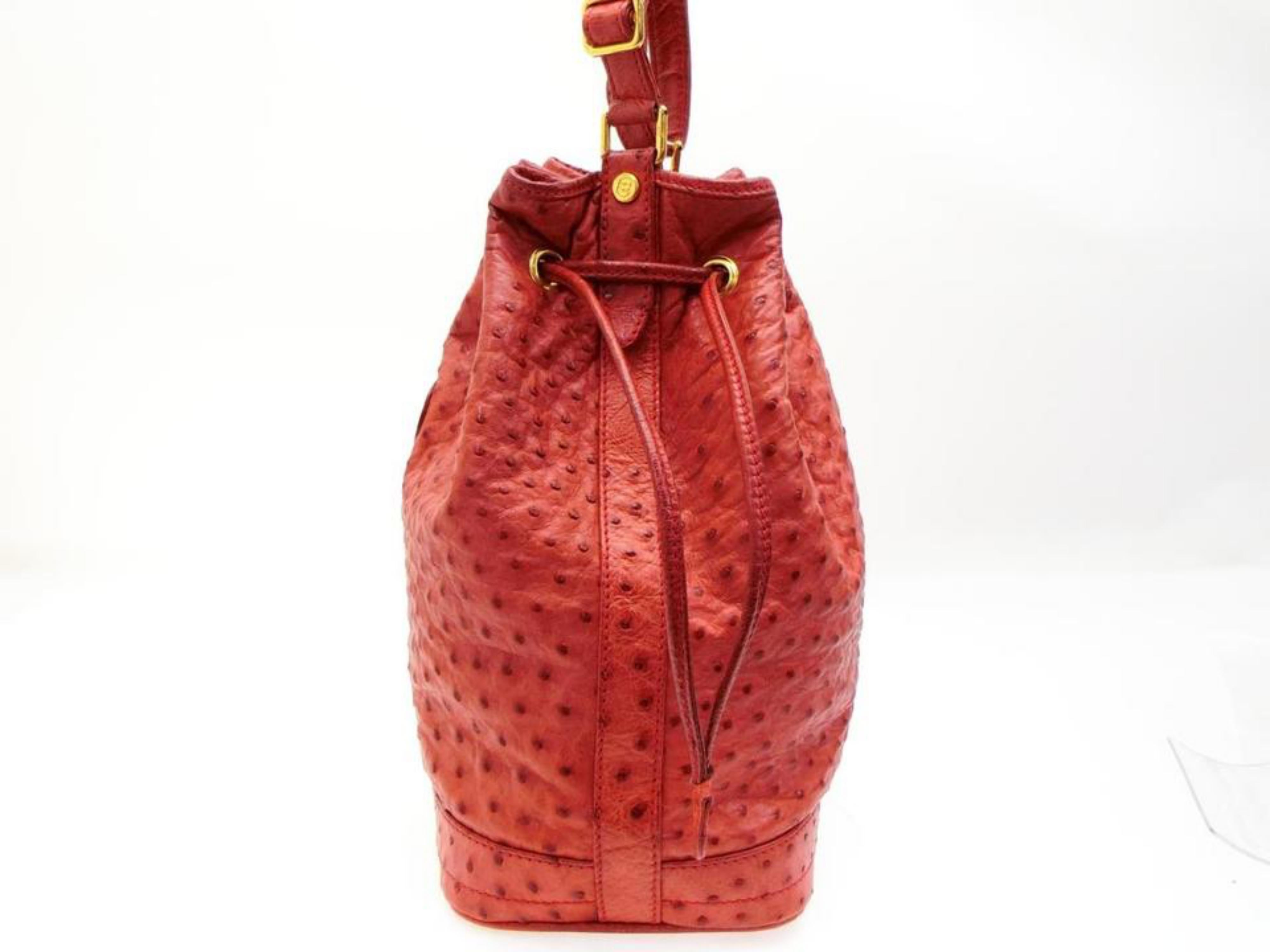 Gucci Drawstring Bucket Hobo 227959 Red Ostrich Leather Shoulder Bag For Sale 5