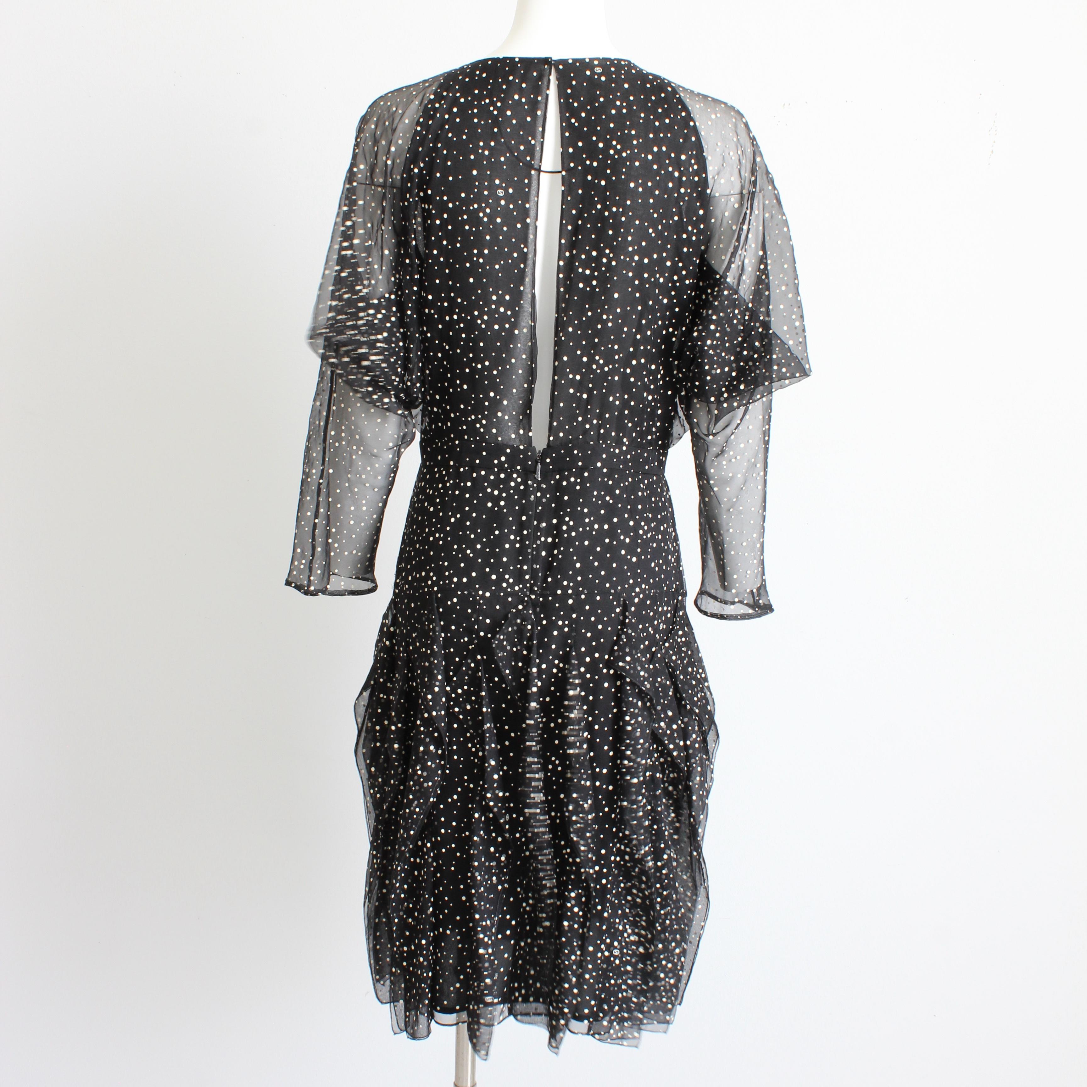 Gucci Dress F/W 2011 Runway Silk Polka Dot Chiffon GG Logo Flutter Skirt Sz 44 For Sale 3