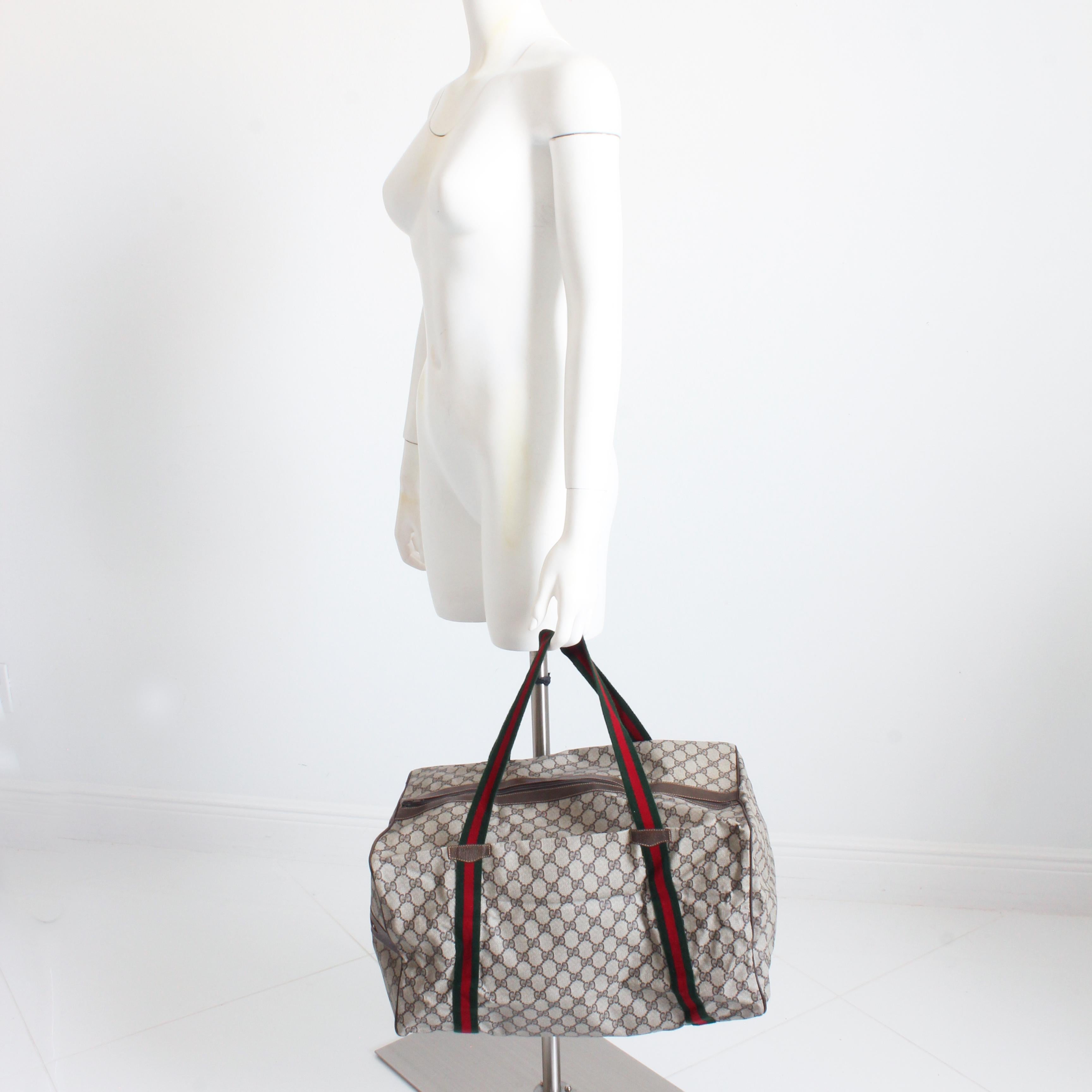 Gucci Duffle Bag GG Logo Canvas Brown Leather Trim Folding Travel Carry On 80s In Good Condition For Sale In Port Saint Lucie, FL