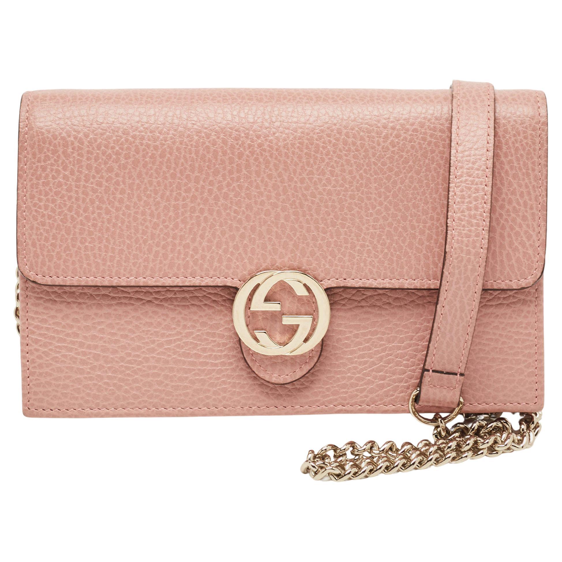 Gucci Dusty Pink Leather Interlocking G Wallet on Chain For Sale