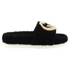 Gucci Eileen Logo Print Shearling Slides EU 38 UK 5 US 8