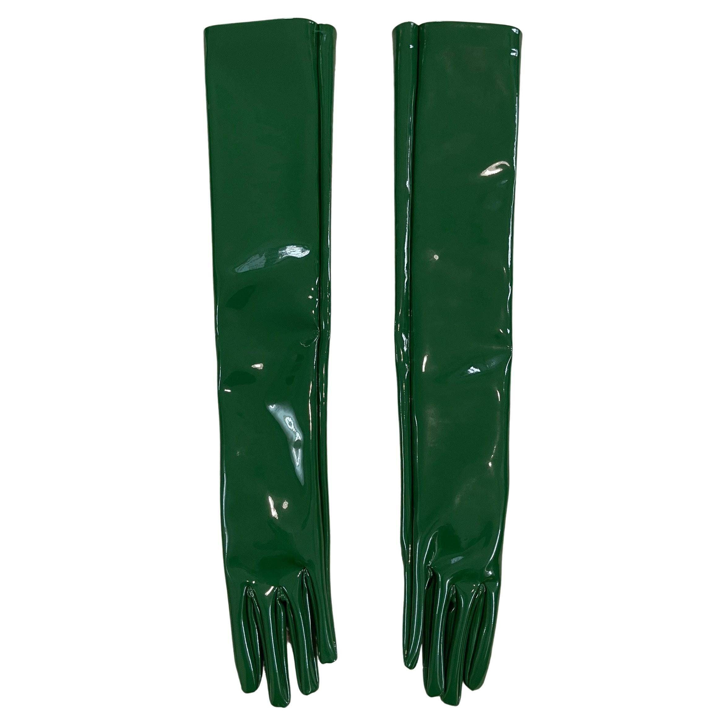 Gucci Embellished Patent-Leather Gloves