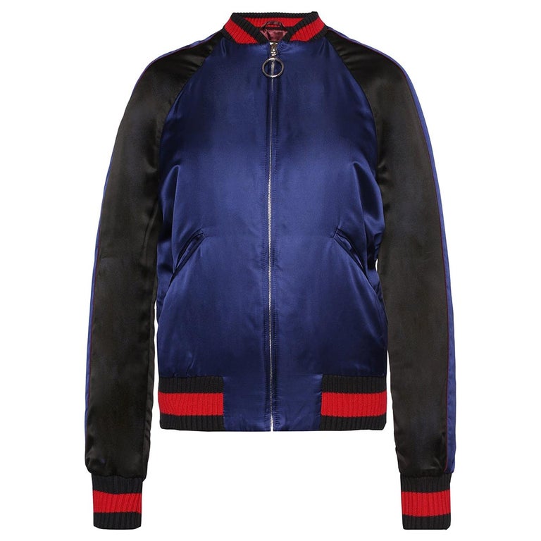bestå Elevator øverste hak Gucci Embellished Silk-Satin Bomber Jacket For Sale at 1stDibs