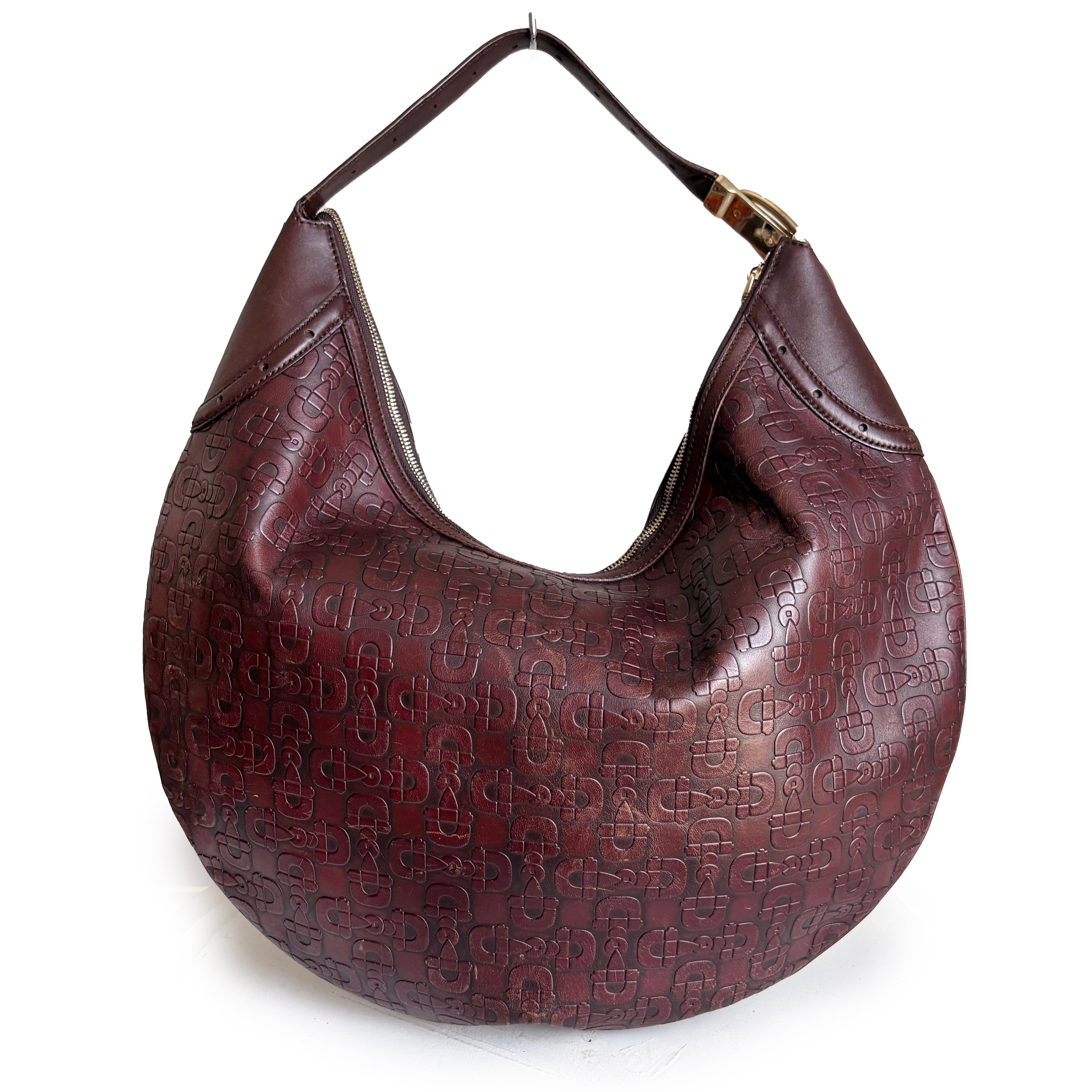 Gucci Geprägtes Leder Horsebit Glam Hobo Bag Umhängetasche mit Gold Hardware im Angebot 1