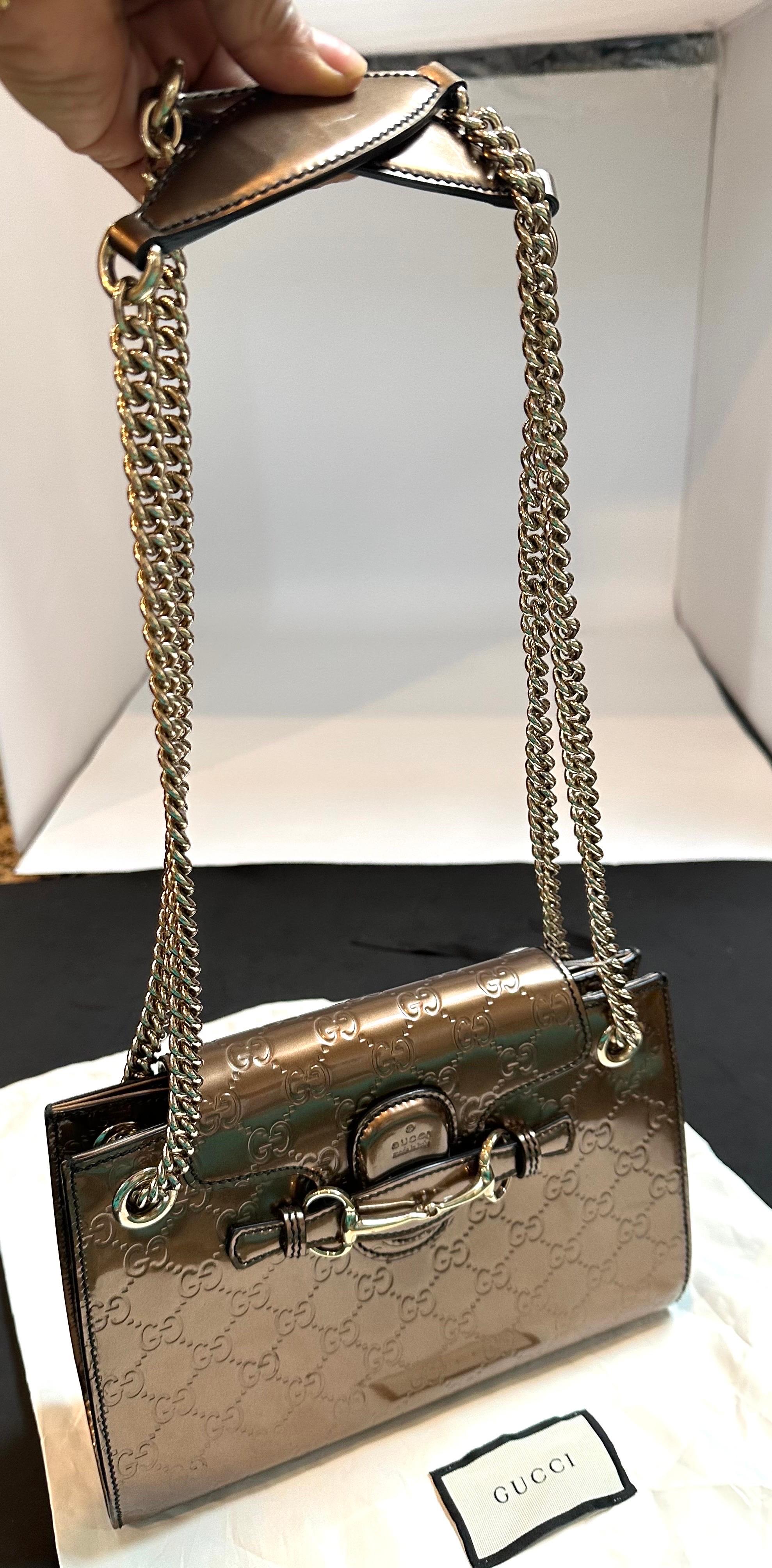 Gucci Emily GG Bronze Metallic Guccissima Leather double Chain Shoulder Bag In Excellent Condition For Sale In New York, NY