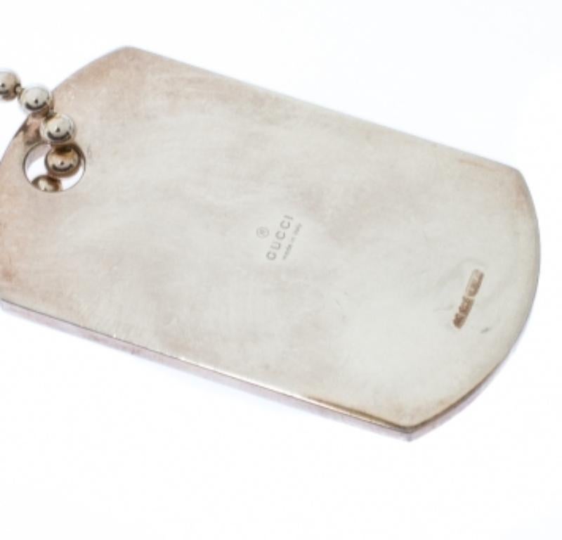 Gucci Enamel Silver Tag Pendant Charm Bon état - En vente à Dubai, Al Qouz 2