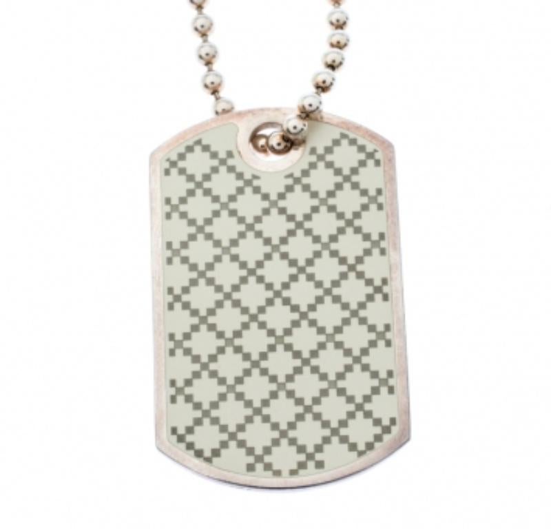 Gucci Enamel Silver Tag Pendant Charm Pour femmes en vente