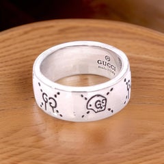 Anello inciso Gucci Estate Taglia 8 A. Silver Altezza 8,5 mm
