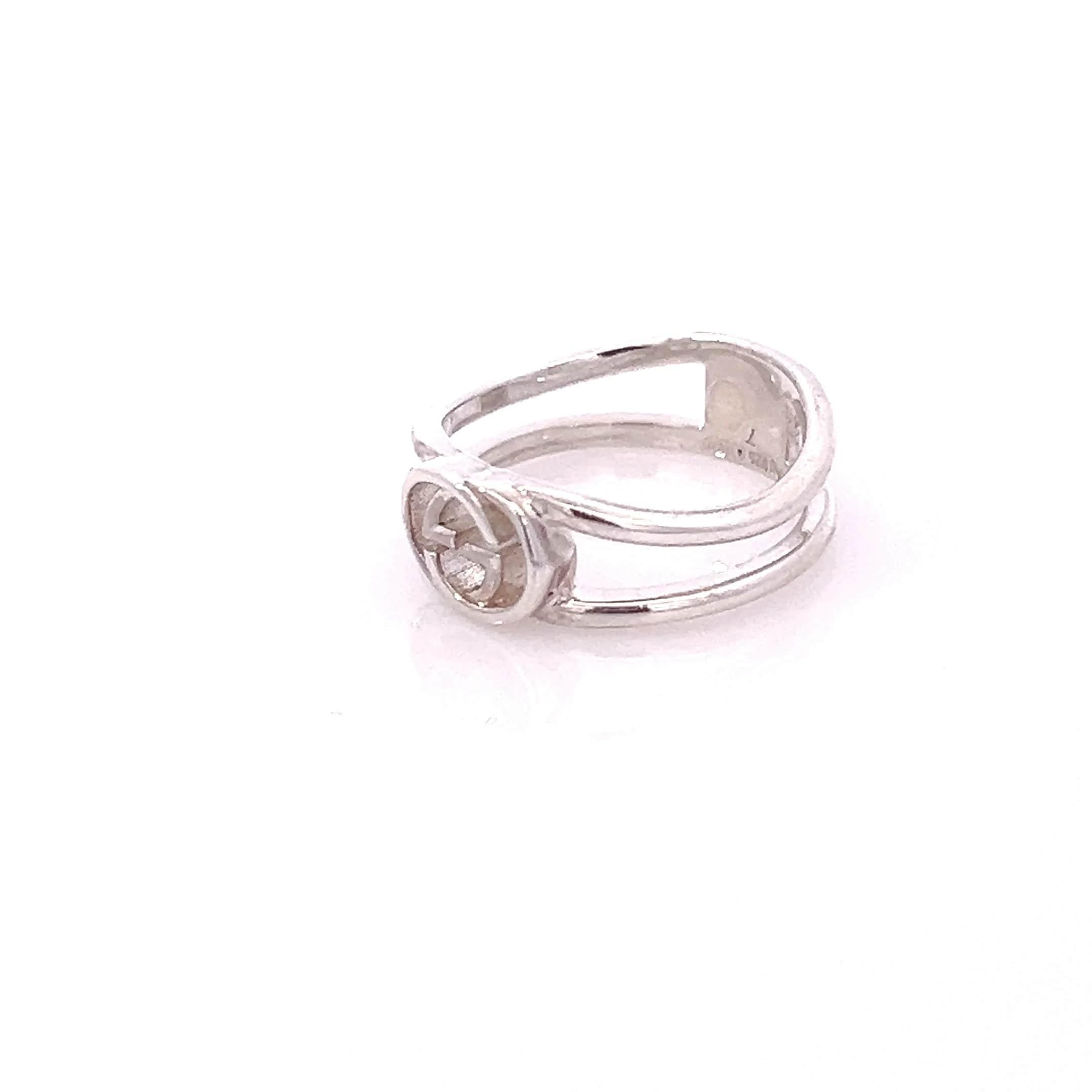 Gucci Estate Ladies Anillo Talla 4 Plata de Ley 2,2 Gramos en Bueno estado para la venta en Brooklyn, NY
