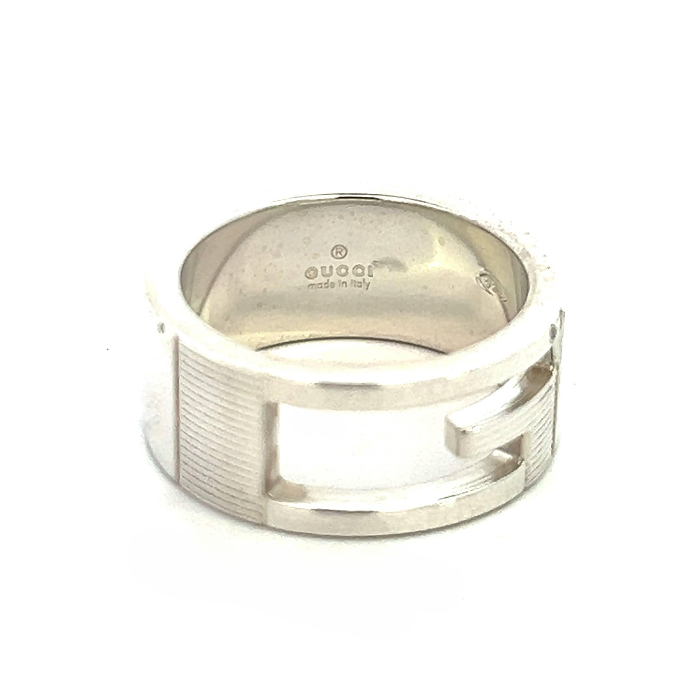 Gucci Estate Ring Size 5 Sterling Silver 8 mm For Sale 1