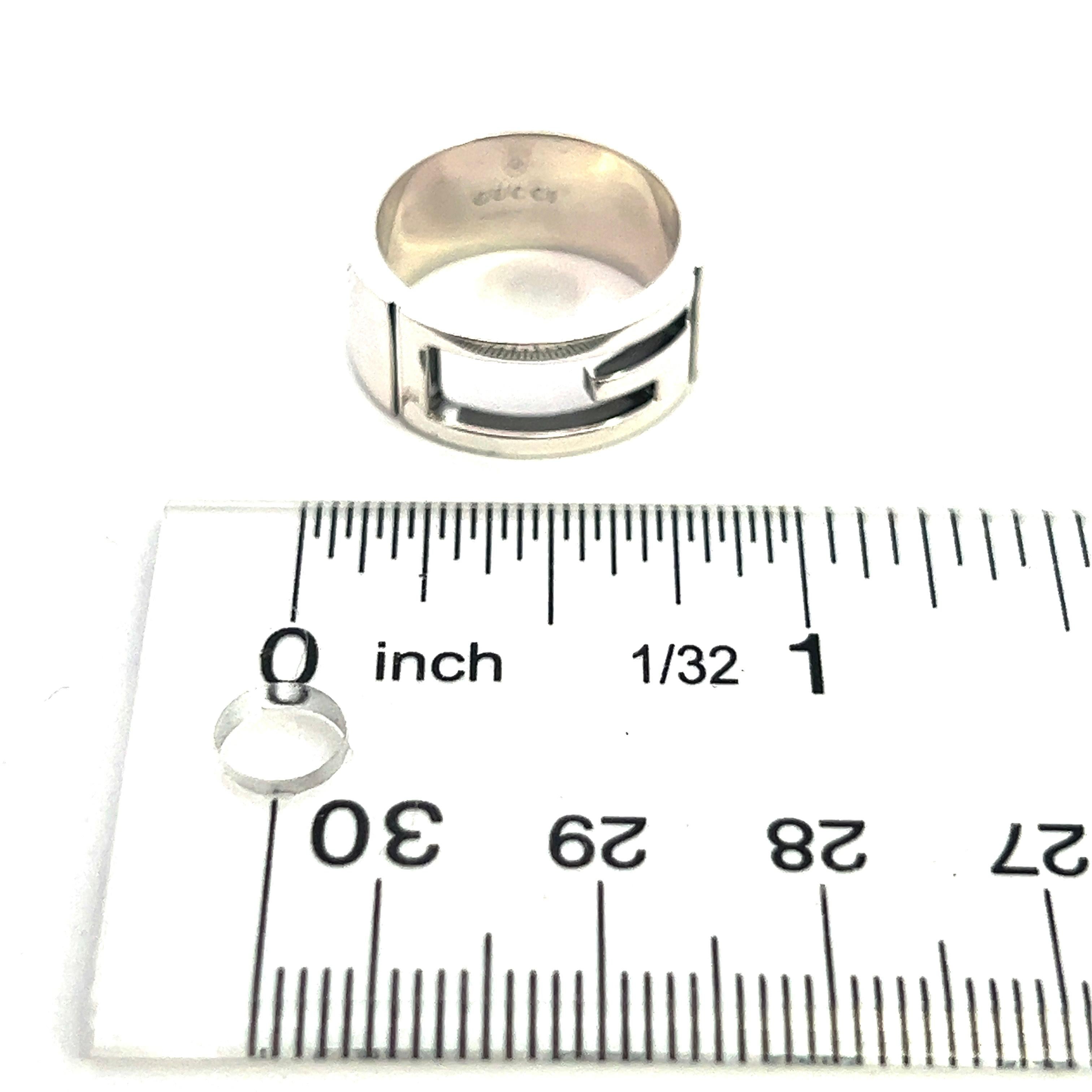 Gucci Estate Ring Size 5.5 Sterling Silver Height 8 mm For Sale 2