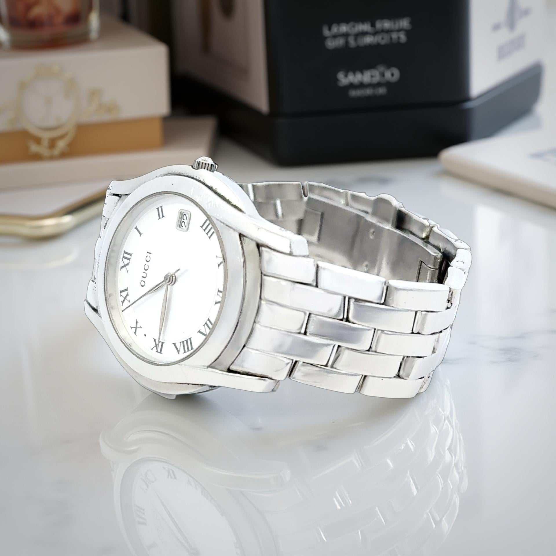 Gucci Stainless Steel Water Resistant Swiss Made Unisex Wristwatch 7