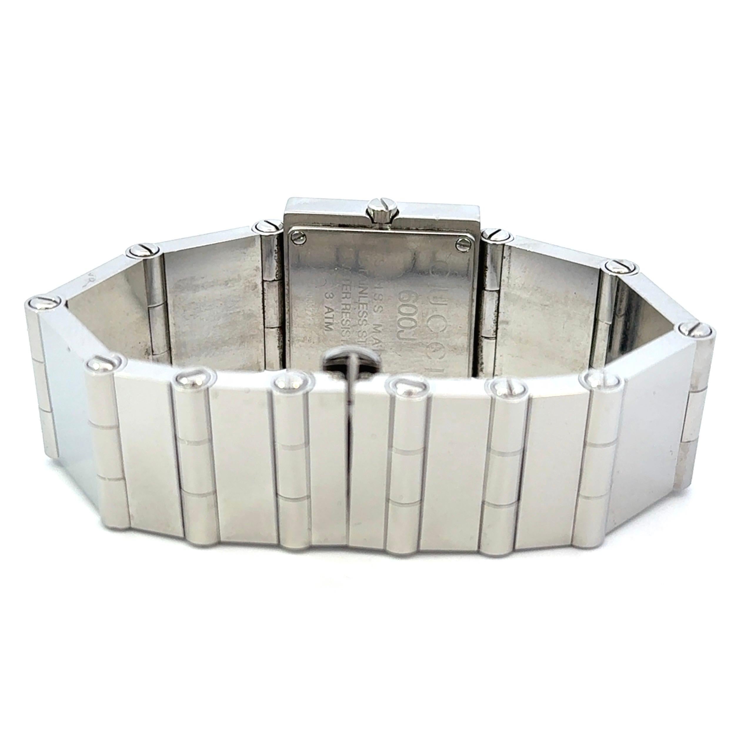 Reloj de pulsera Gucci de acero inoxidable resistente al agua y de fabricación suiza 6