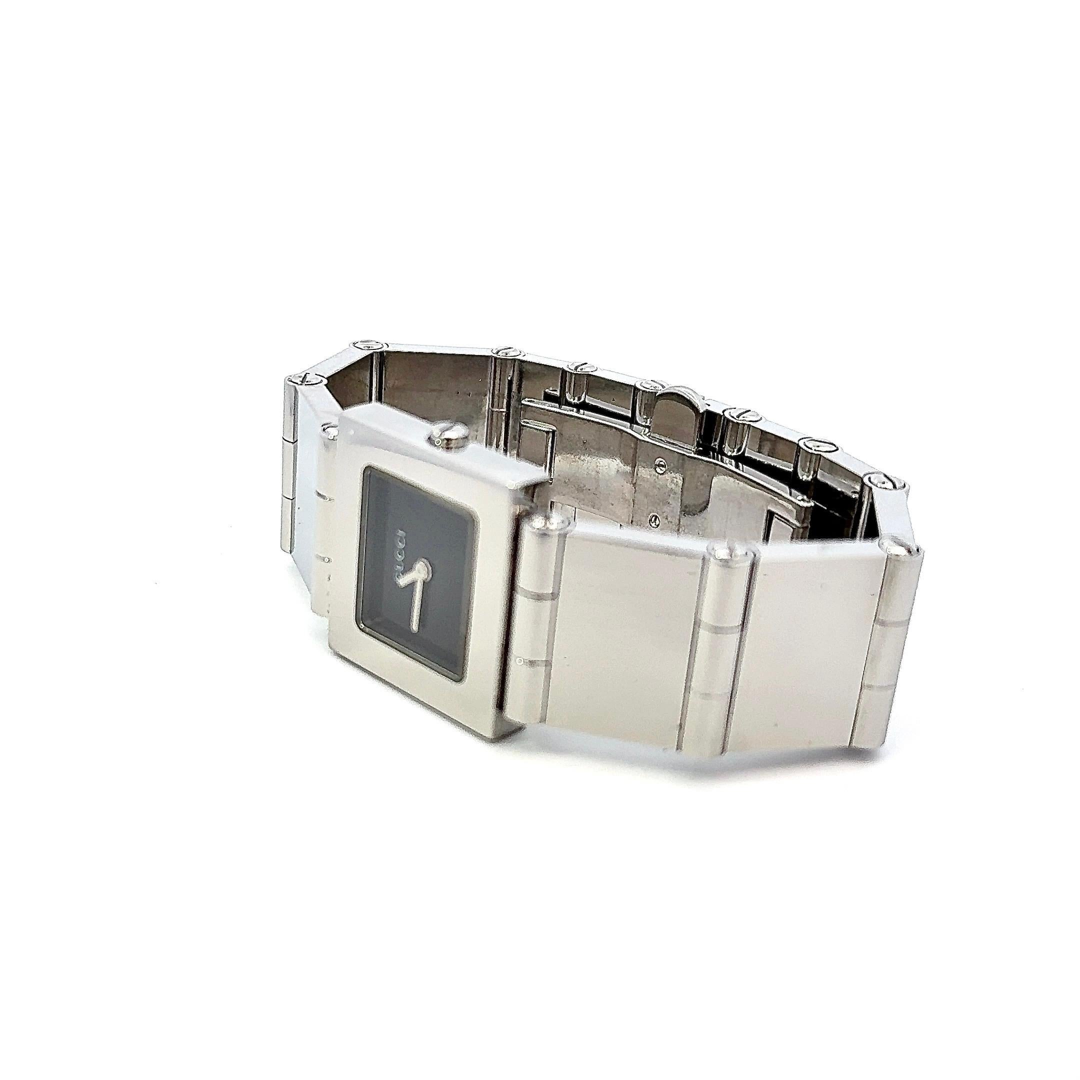 Reloj de pulsera Gucci de acero inoxidable resistente al agua y de fabricación suiza 6