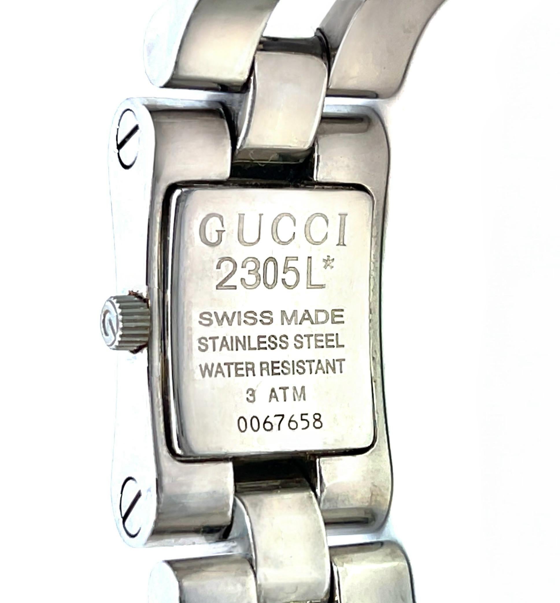 Gucci Estate Swiss Made Stainless Steel Ladies Wristwatch For Sale 5