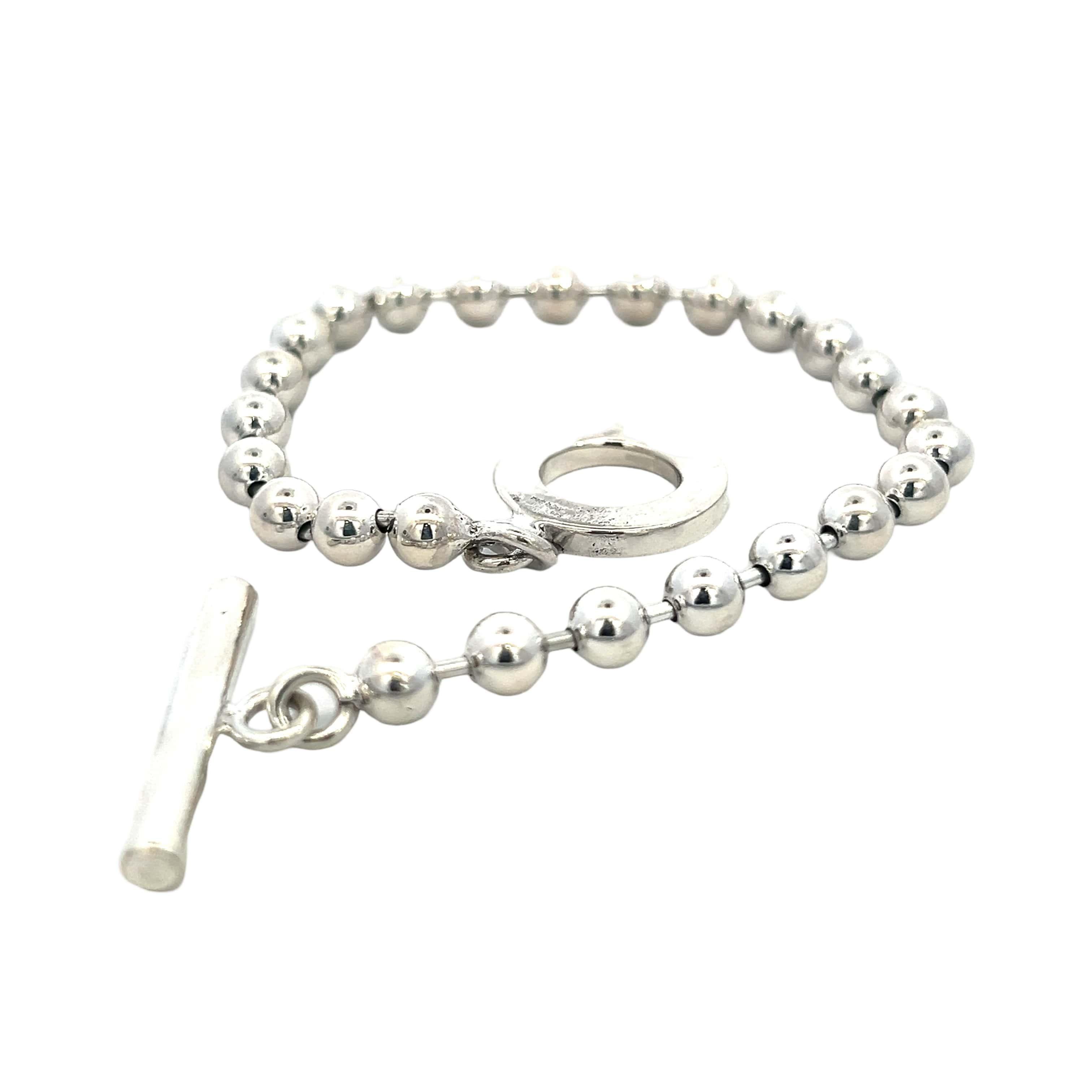 Authentic Gucci Estate Toggle Ball Bracelet Size 8 inches Silver 5 mm beads G34

This elegant Authentic Gucci Bracelet is made of sterling silver and has a weight of 16 grams.

TRUSTED SELLER SINCE 2002

PLEASE SEE OUR HUNDREDS OF POSITIVE FEEDBACKS