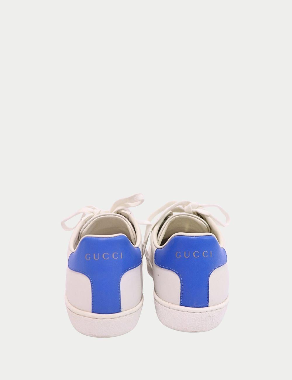 Gucci x Disney Ace White Leather Sneakers – Huey, Dewey & Louie Print


Celebrate playful luxury with these Gucci x Disney Ace white leather sneakers, featuring the beloved Huey, Dewey, and Louie characters in vibrant print. Crafted from smooth