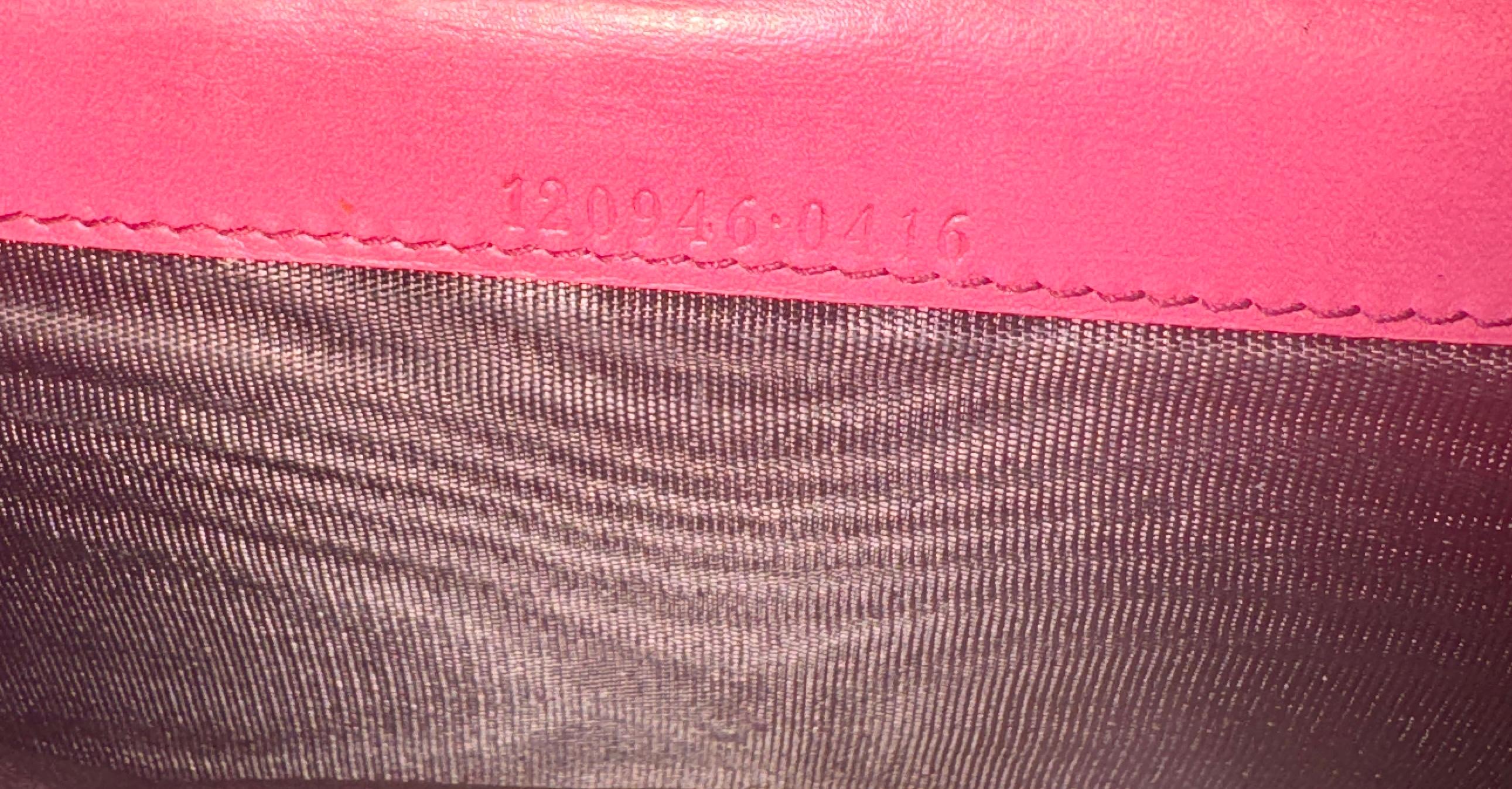 GUCCI Exotic Crocodile Skin & Bamboo Long Wallet - Rare & Unique Color For Sale 8
