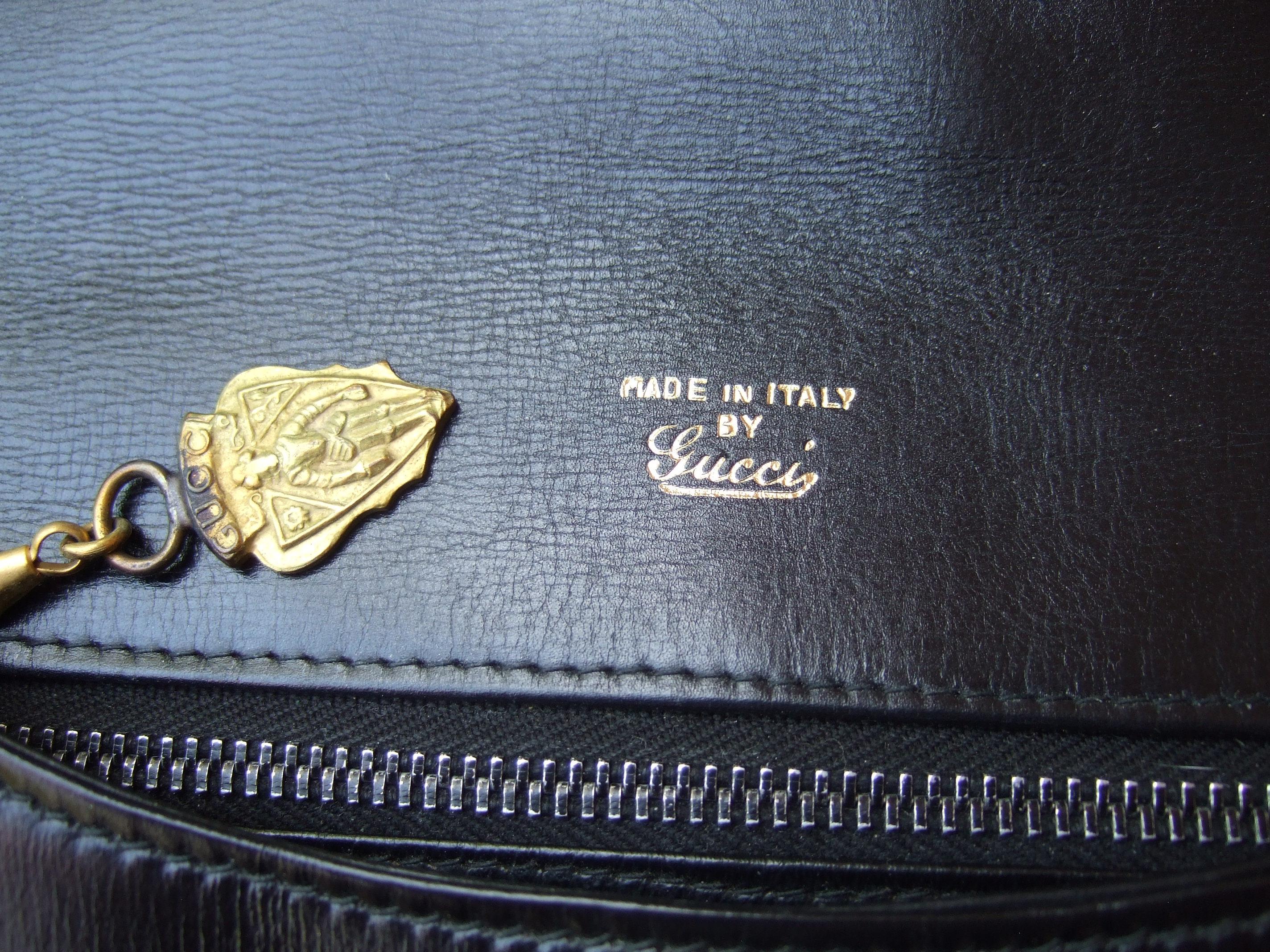 GUCCI Extremely Rare Ebony Leather Equestrian Emblem Handbag c 1970s For Sale 6