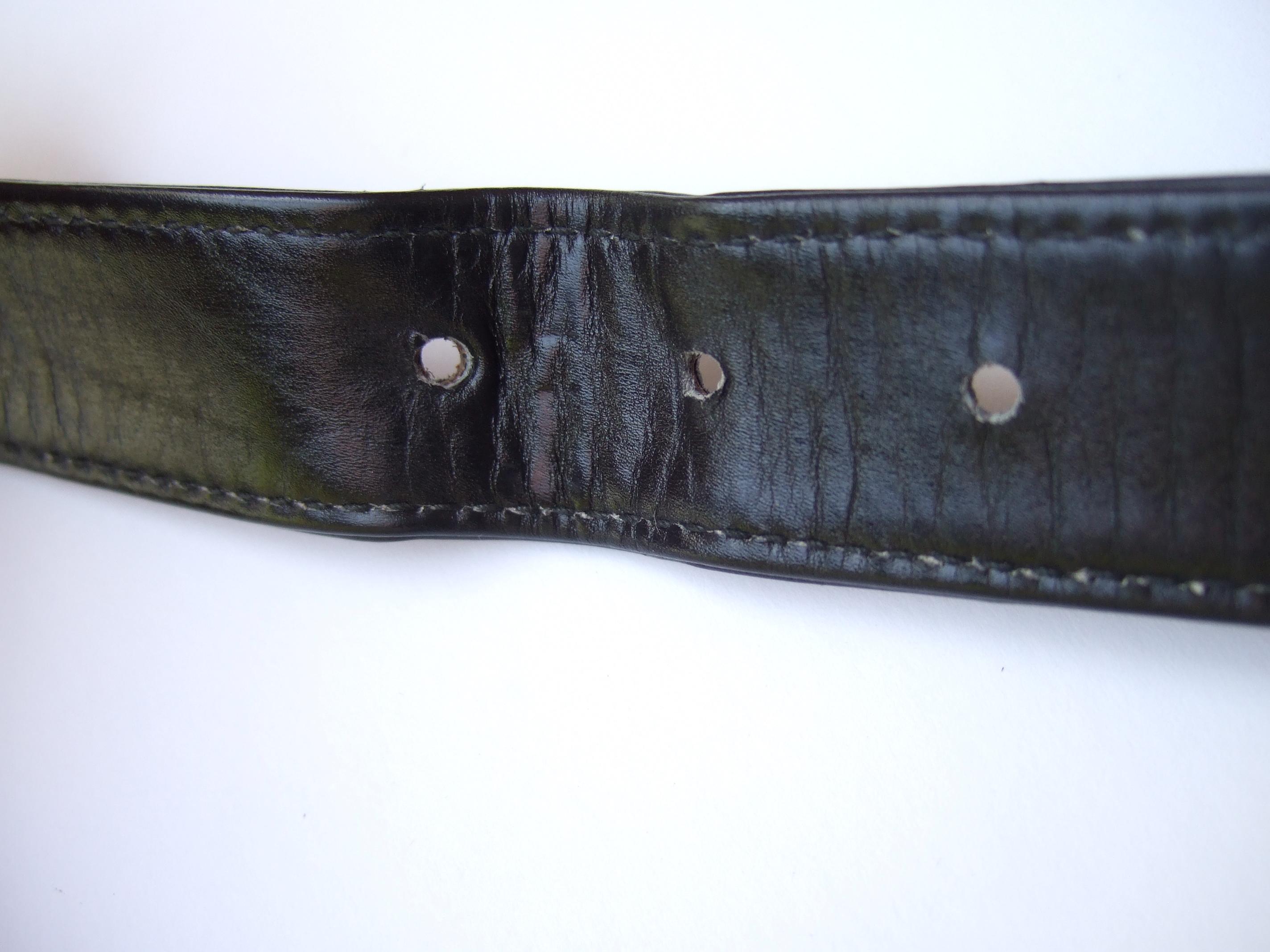 GUCCI Extremely Rare Ebony Leather Equestrian Emblem Handbag c 1970s For Sale 12